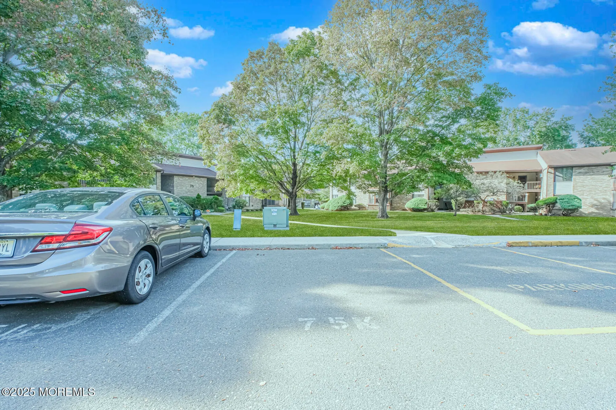 Property Slideshow image 24 of 24 | 75 overlook way k, Manalapan, NJ, 07726