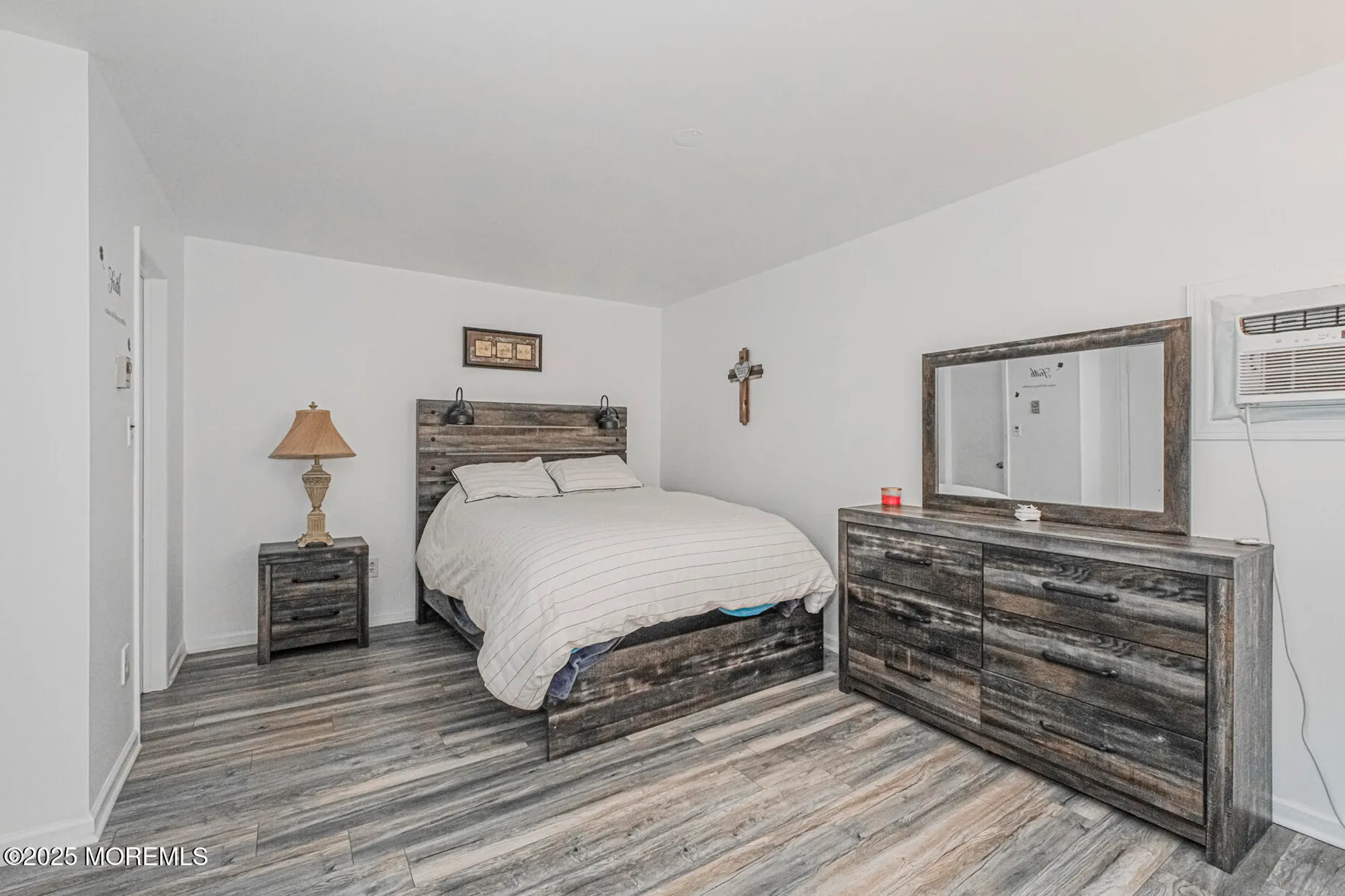 Property Slideshow image 18 of 24 | 75 overlook way k, Manalapan, NJ, 07726