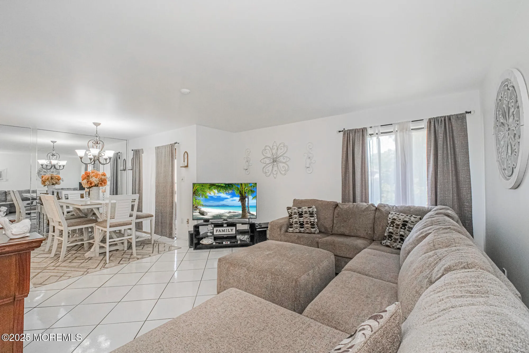 Property Slideshow image 4 of 24 | 75 overlook way k, Manalapan, NJ, 07726