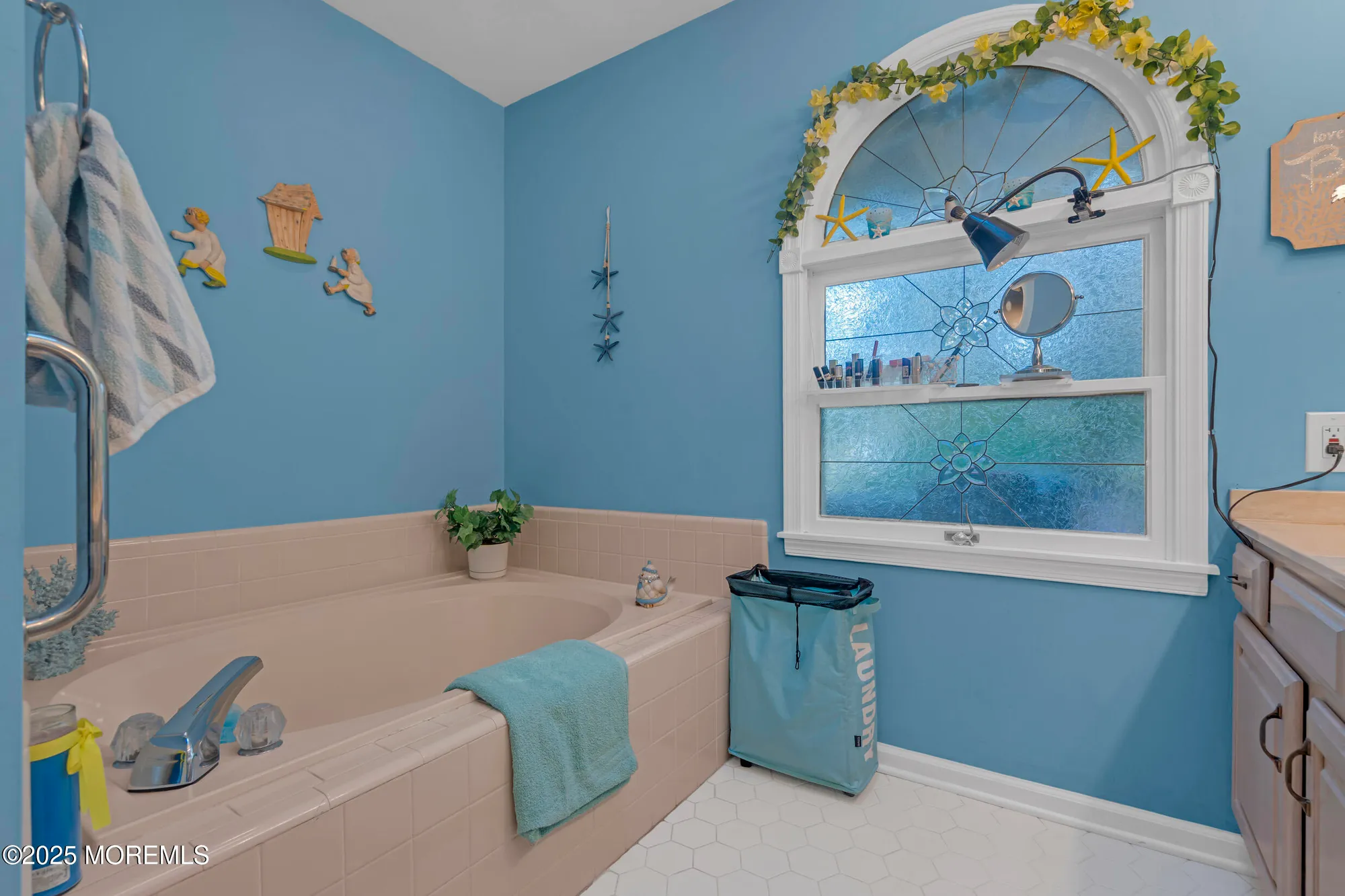 Property Slideshow image 38 of 56 | 1878 crimson ct, Toms River, NJ, 08755
