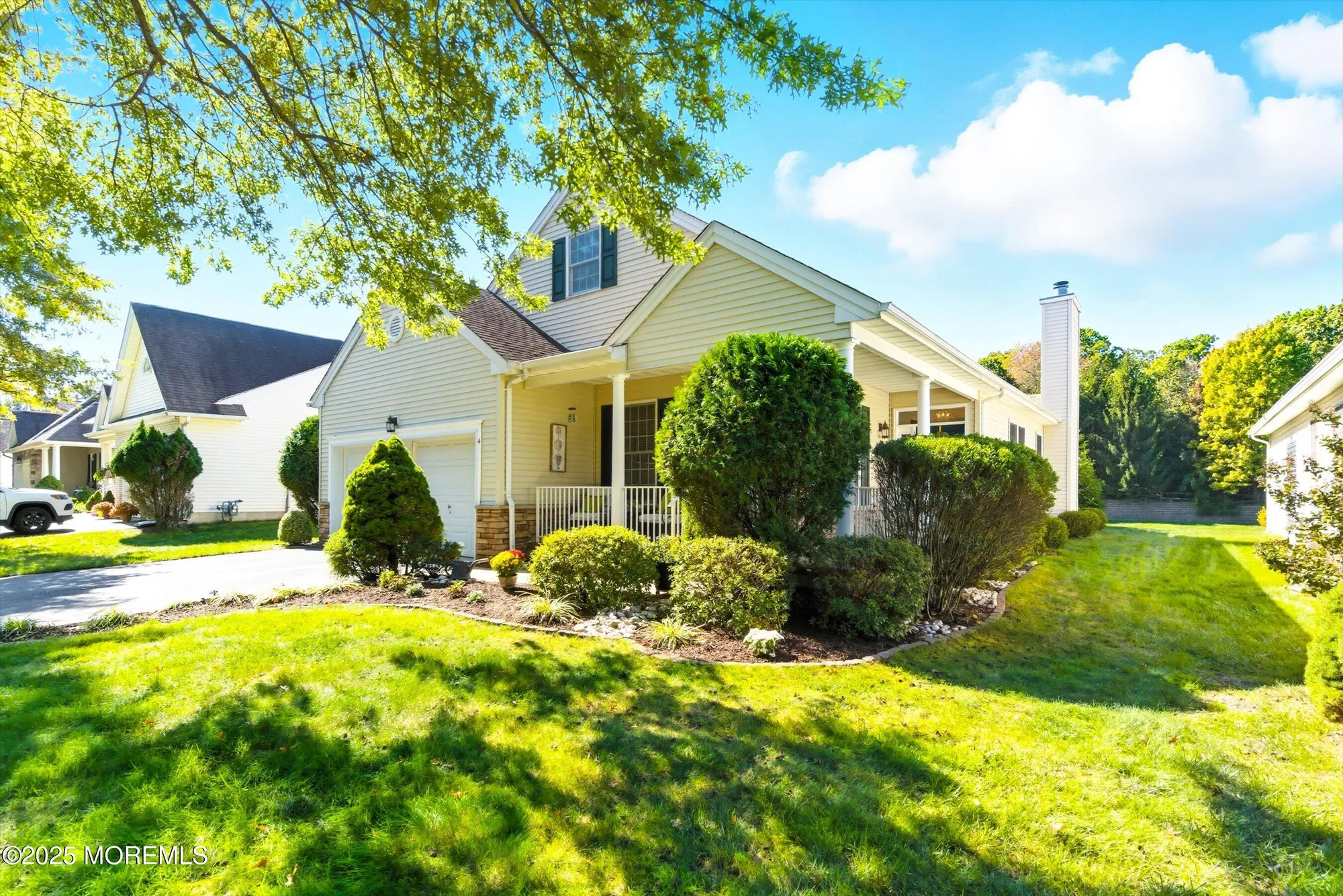 Property Slideshow image 4 of 73 | 4 magnolia ct, Asbury Park, NJ, 07712