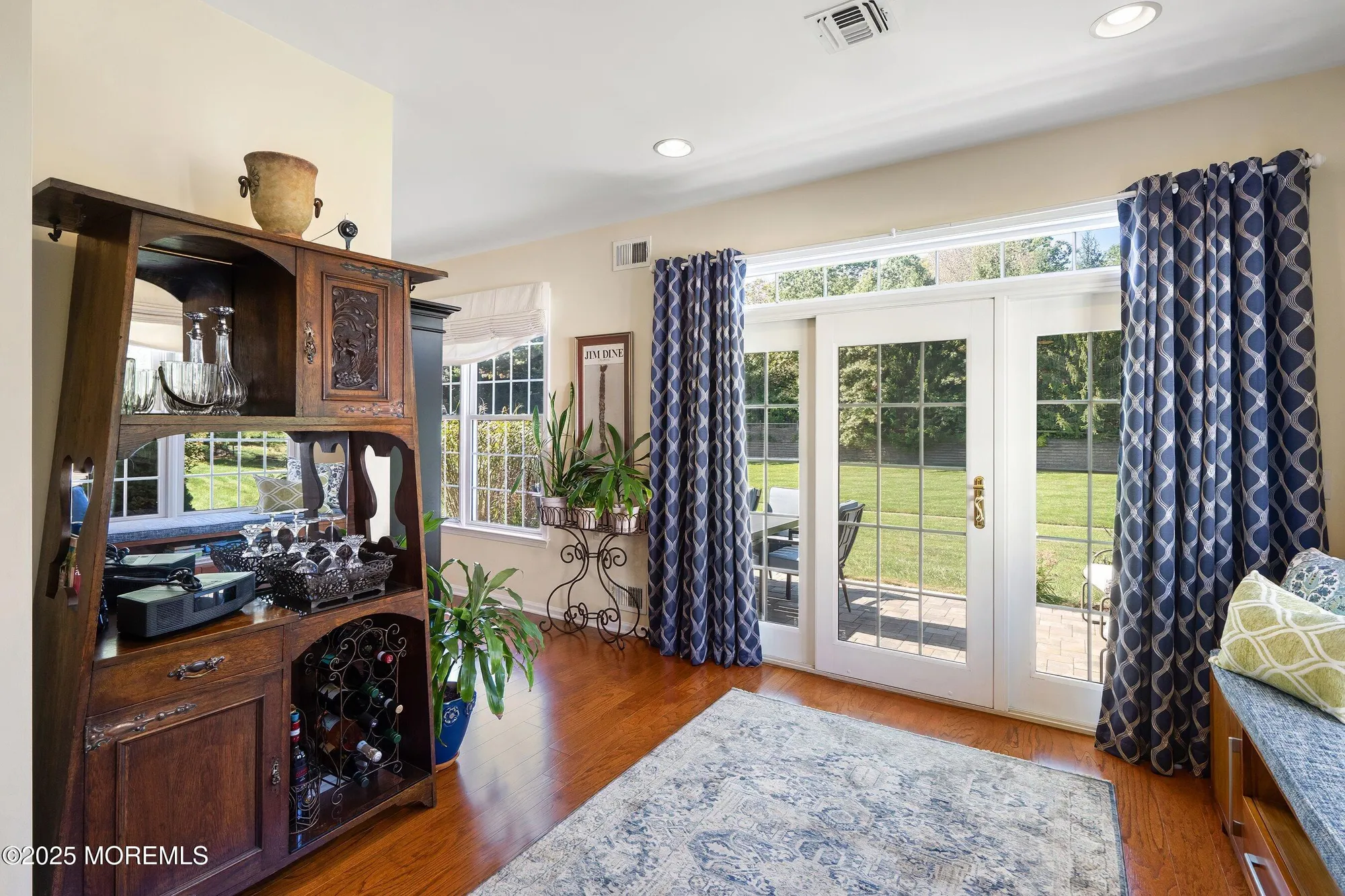 Property Slideshow image 16 of 73 | 4 magnolia ct, Asbury Park, NJ, 07712