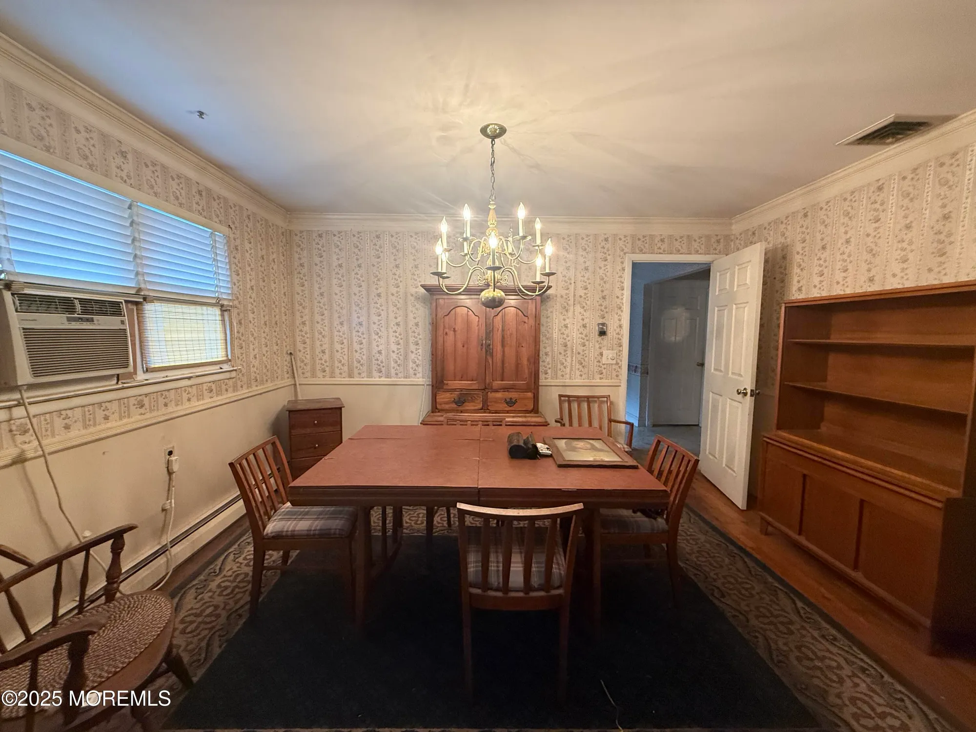 Property Slideshow image 5 of 19 | 1853 yorktowne blvd, Toms River, NJ, 08753