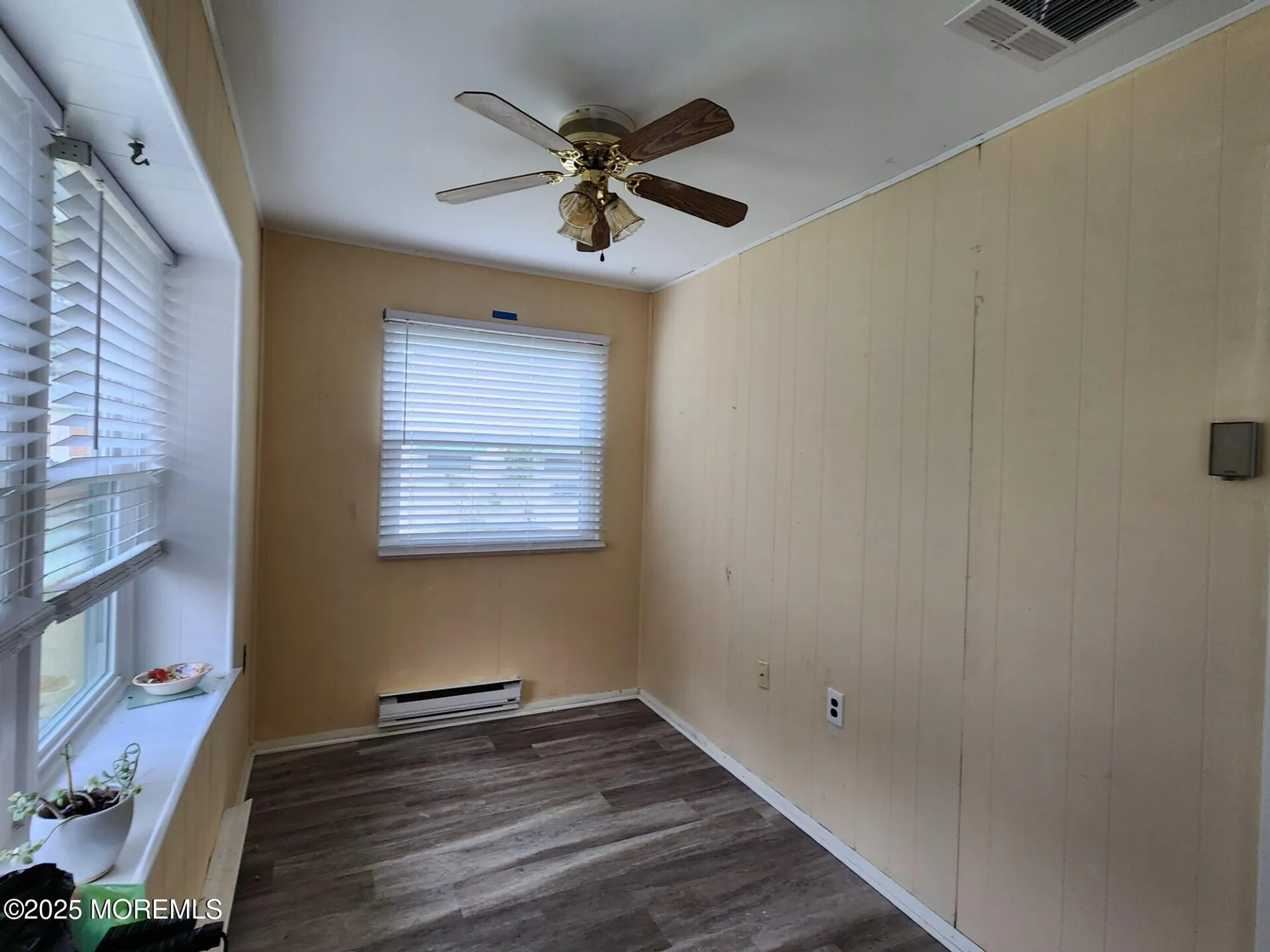 Property Slideshow image 5 of 18 | 16 hudson pkwy, Whiting, NJ, 08759