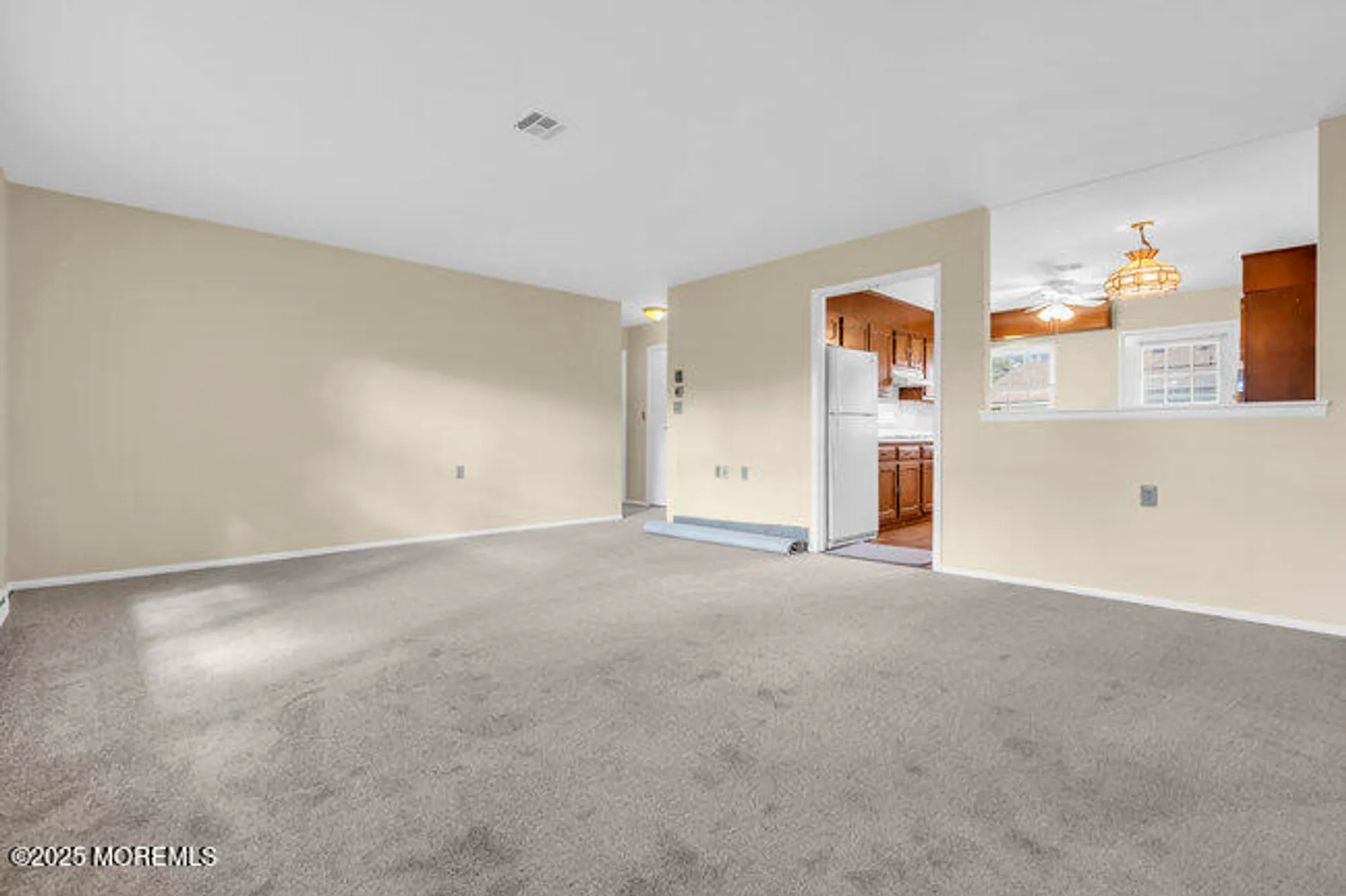 Property Slideshow image 4 of 22 | 931 thornhill ct c, Lakewood, NJ, 08701