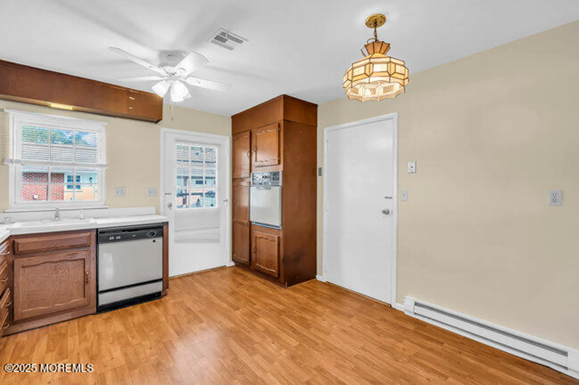 Property Slideshow image 7 of 22 | 931 thornhill ct c, Lakewood, NJ, 08701