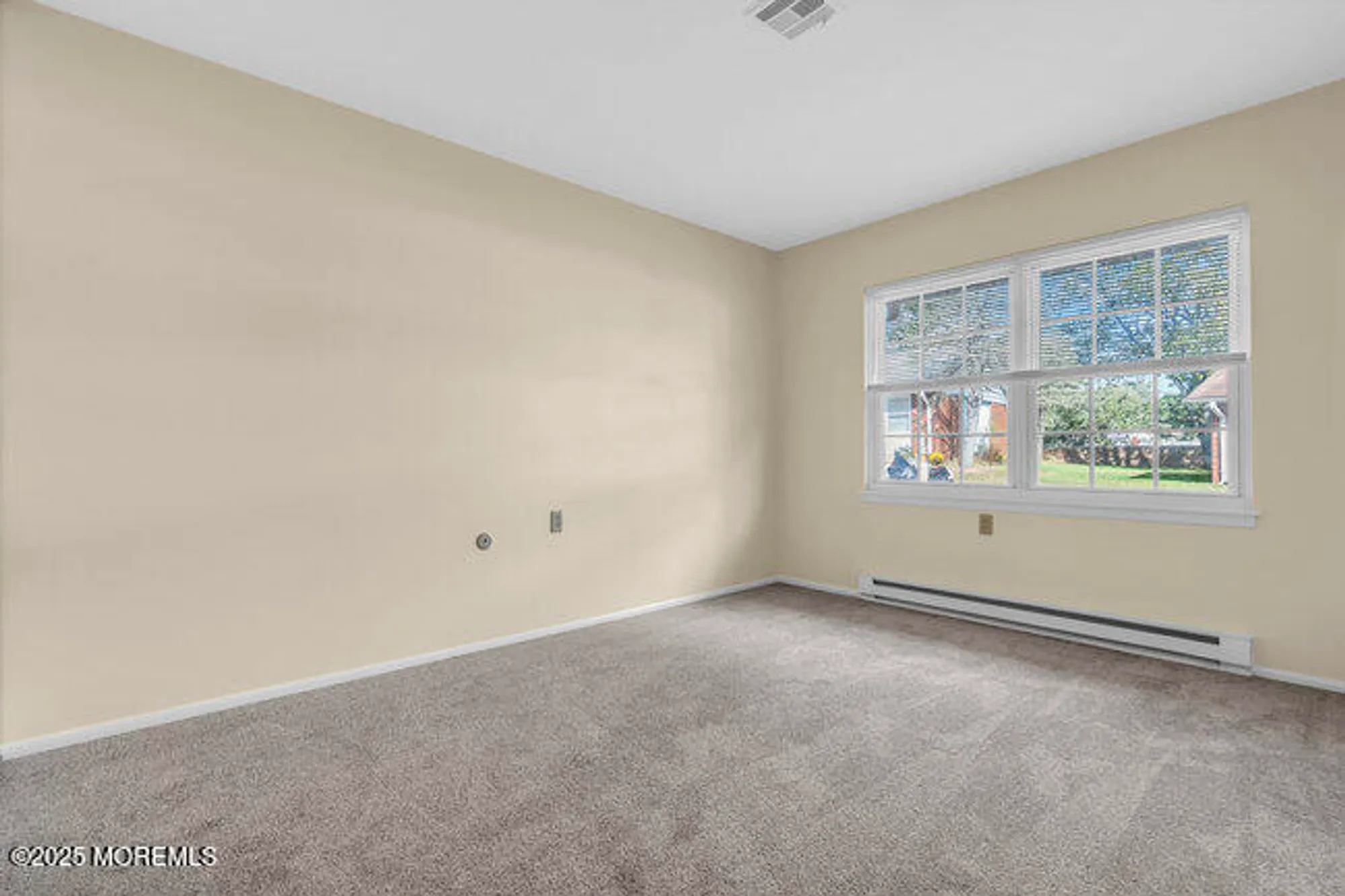 Property Slideshow image 16 of 22 | 931 thornhill ct c, Lakewood, NJ, 08701
