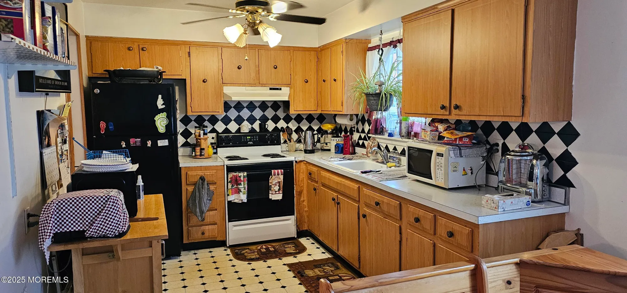 Property Slideshow image 5 of 15 | 91 clay cir, Brick, NJ, 08724