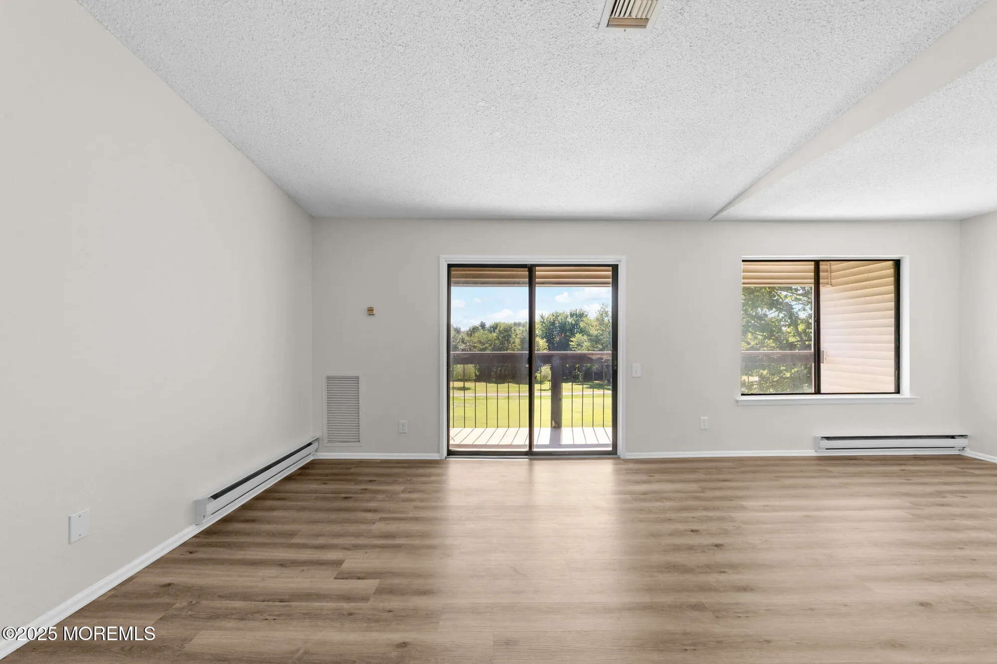 Property Slideshow image 16 of 25 | 278 crosse dr apt 3g, Monroe, NJ, 08831