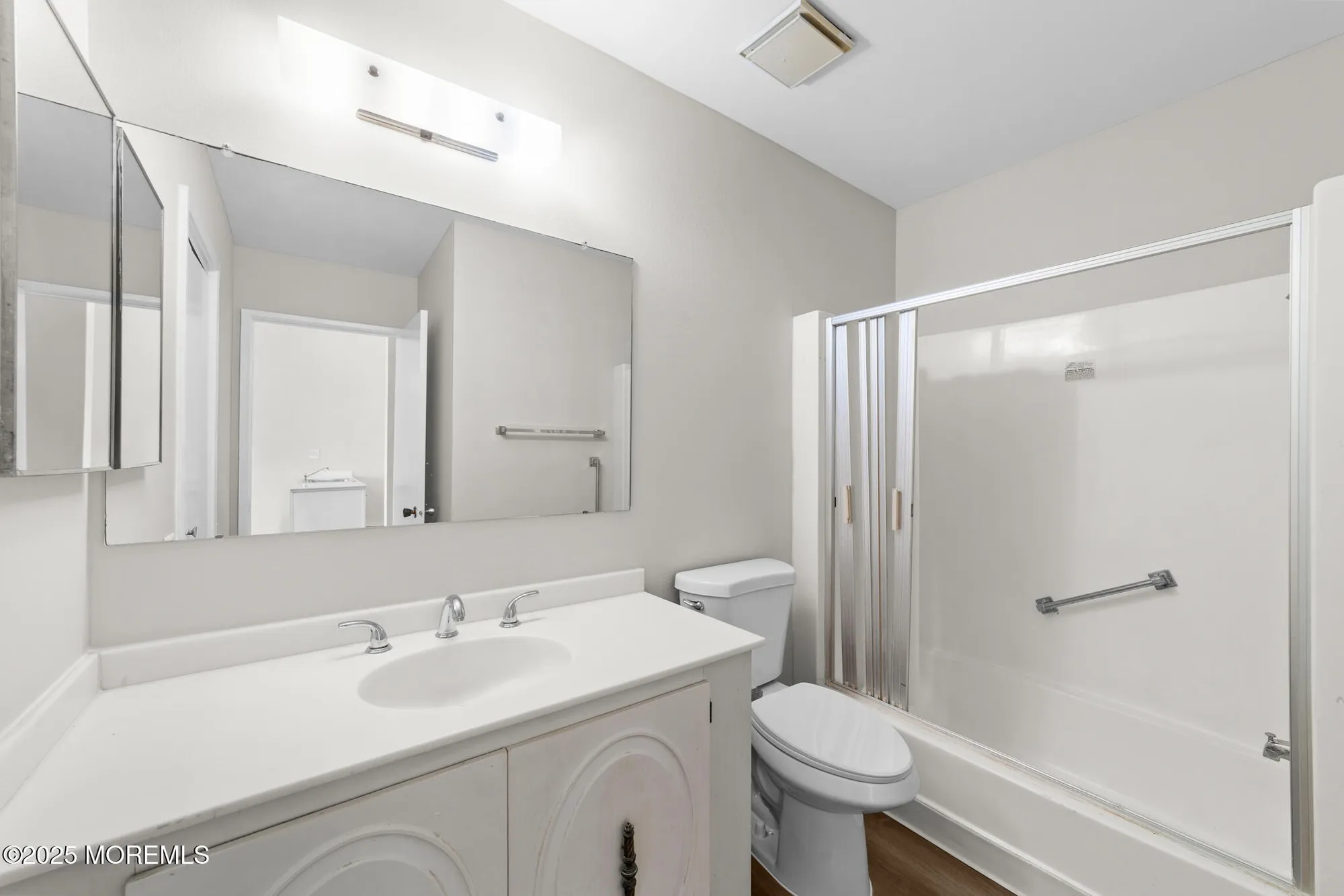 Property Slideshow image 21 of 25 | 278 crosse dr apt 3g, Monroe, NJ, 08831