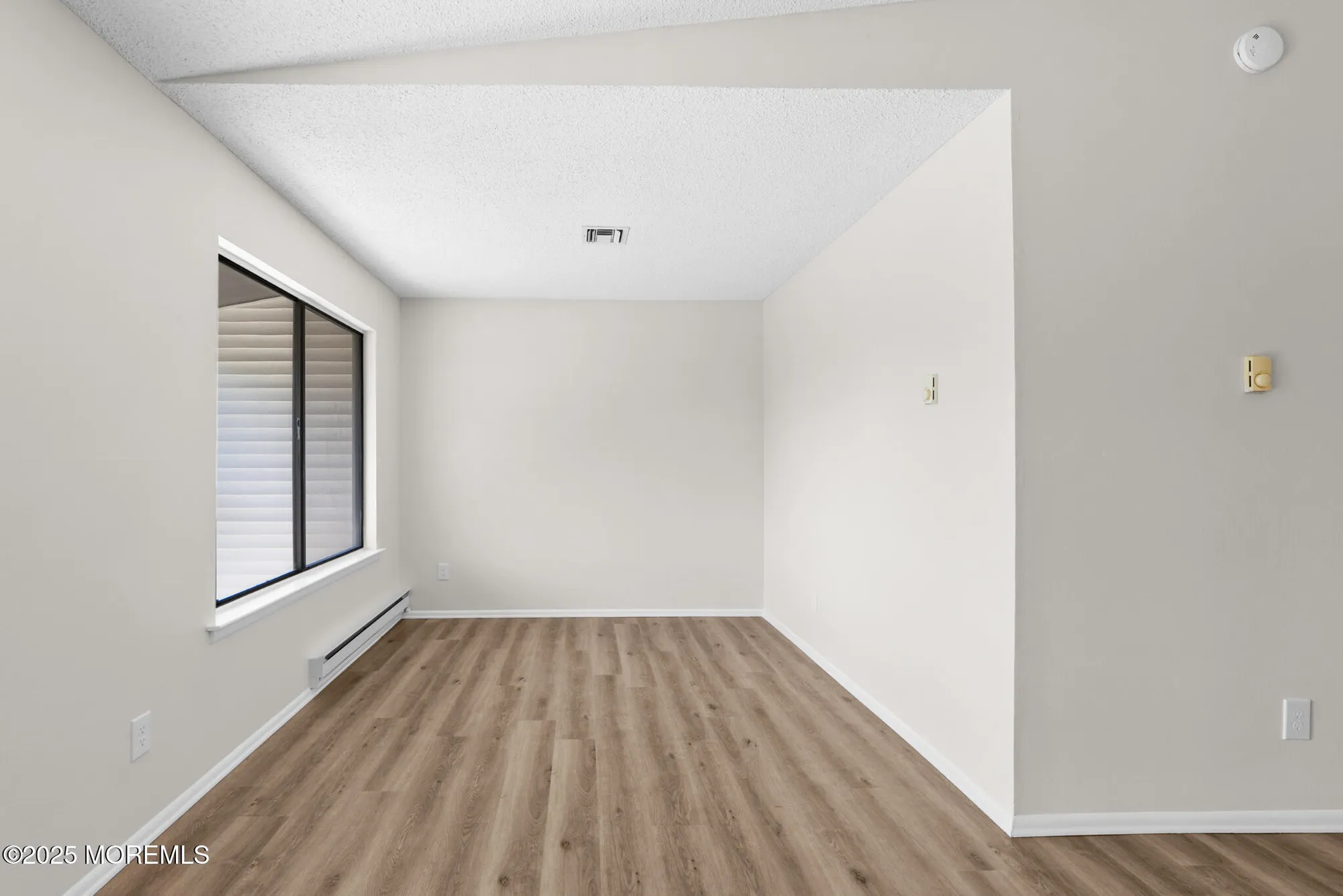 Property Slideshow image 18 of 25 | 278 crosse dr apt 3g, Monroe, NJ, 08831