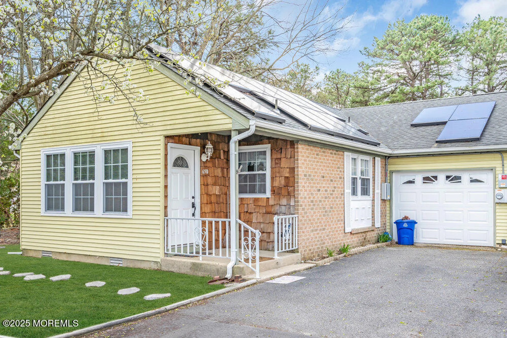 Property Slideshow image 1 of 19 | 69d sunset rd # 60, Whiting, NJ, 08759