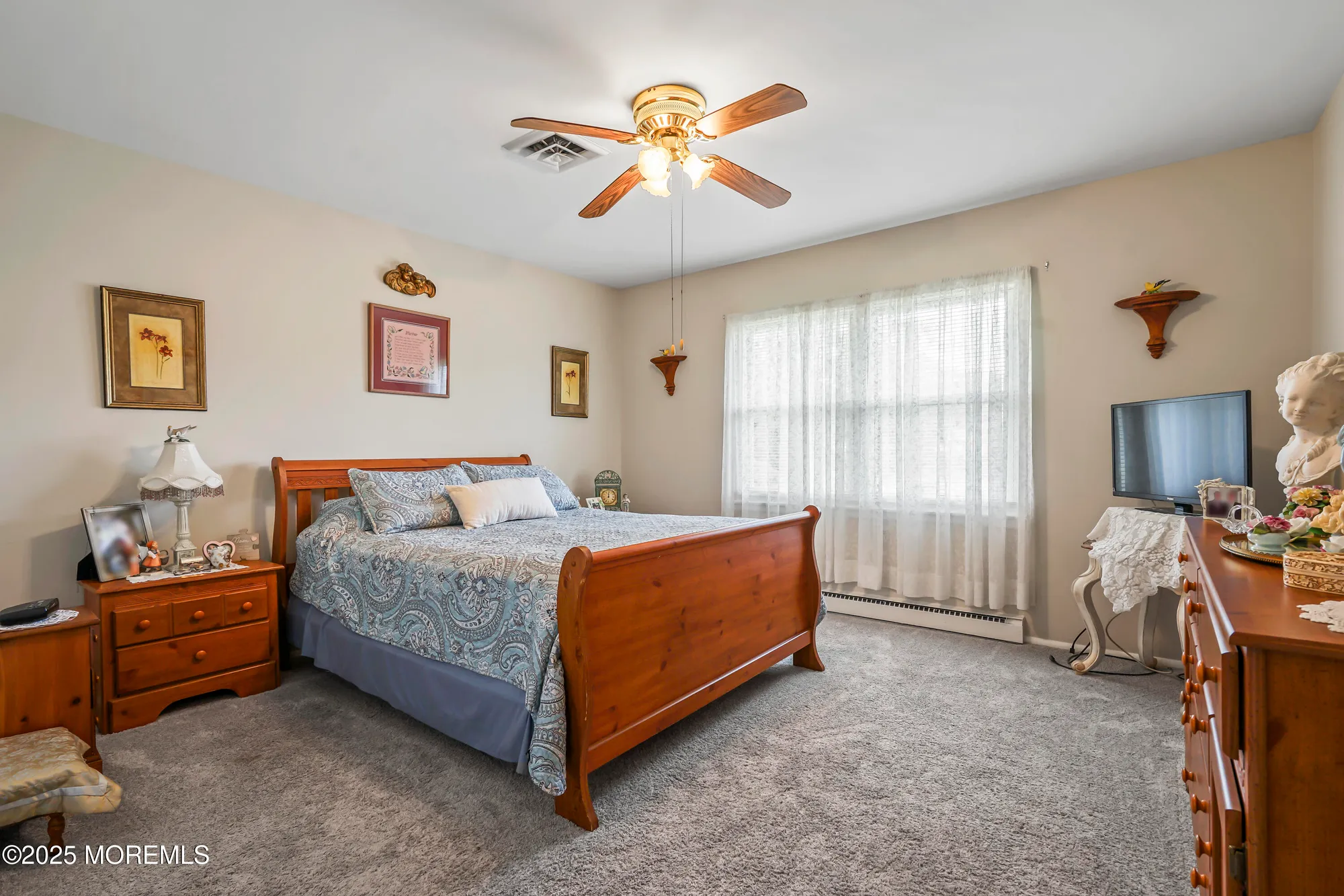 Property Slideshow image 10 of 20 | 240b huntington dr, Lakewood, NJ, 08701