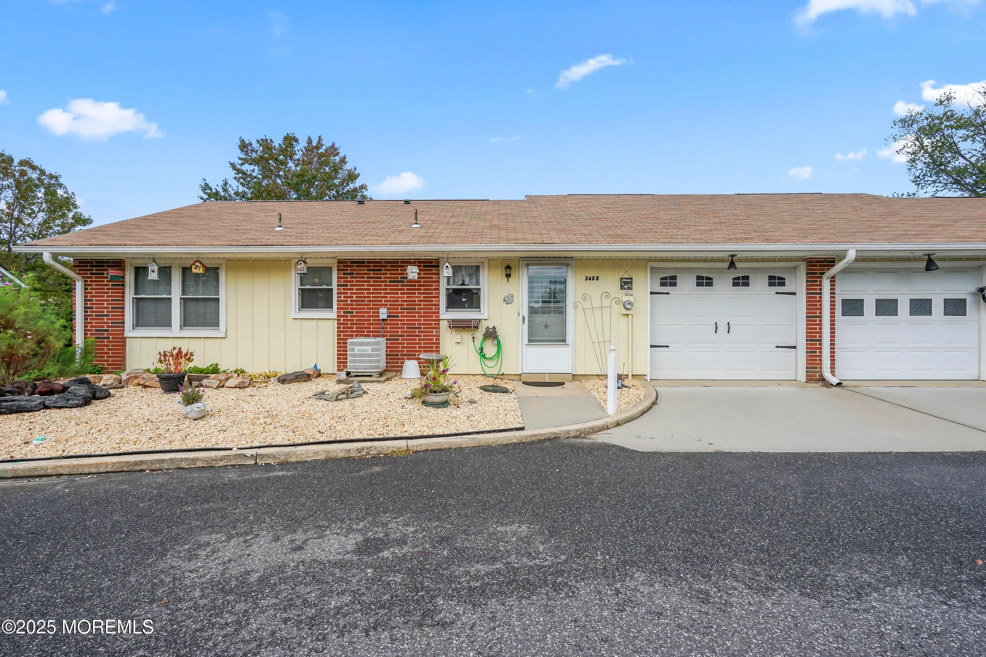 Property Slideshow image 16 of 20 | 240b huntington dr, Lakewood, NJ, 08701