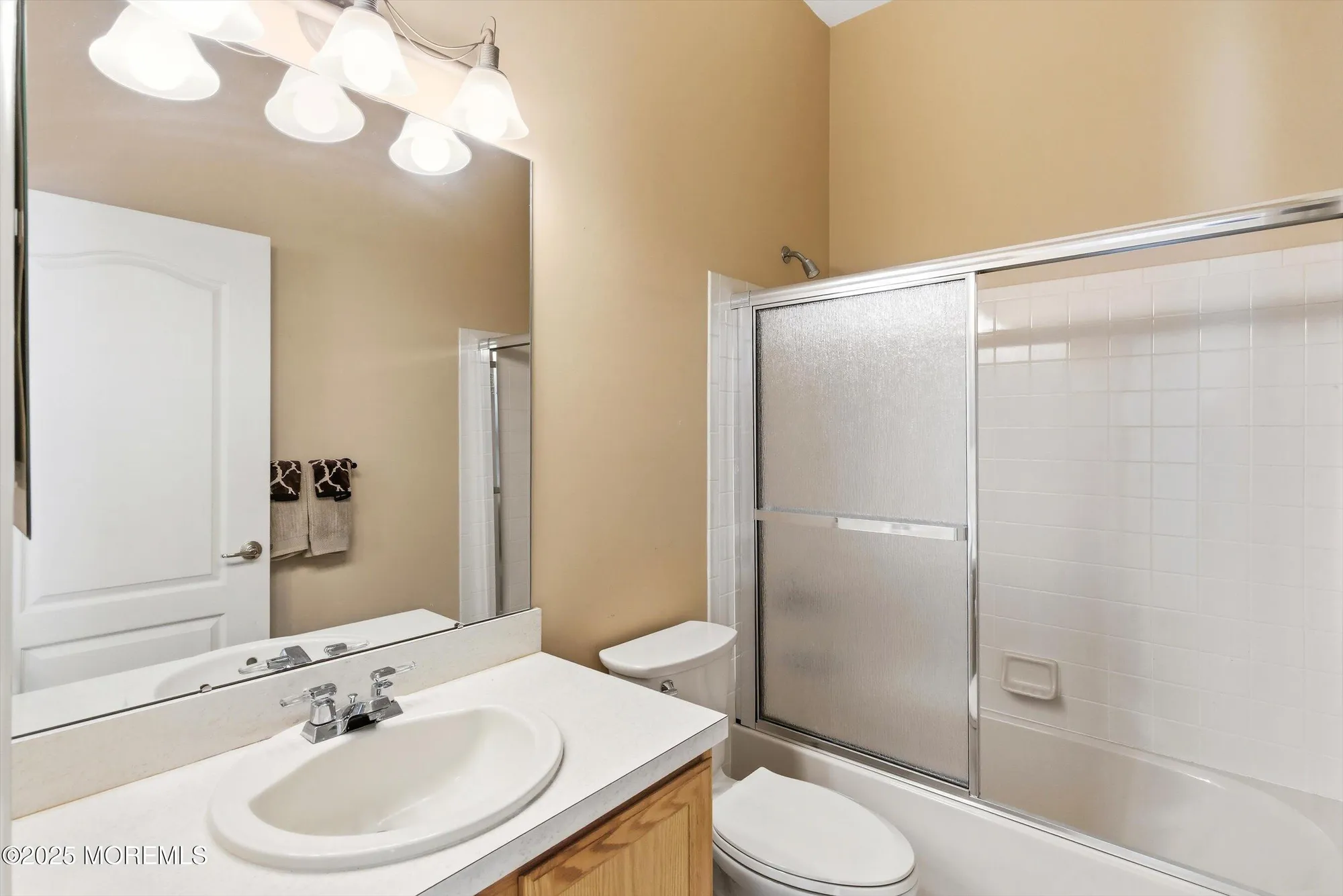 Property Slideshow image 23 of 60 | 16 greenways ln, Lakewood, NJ, 08701