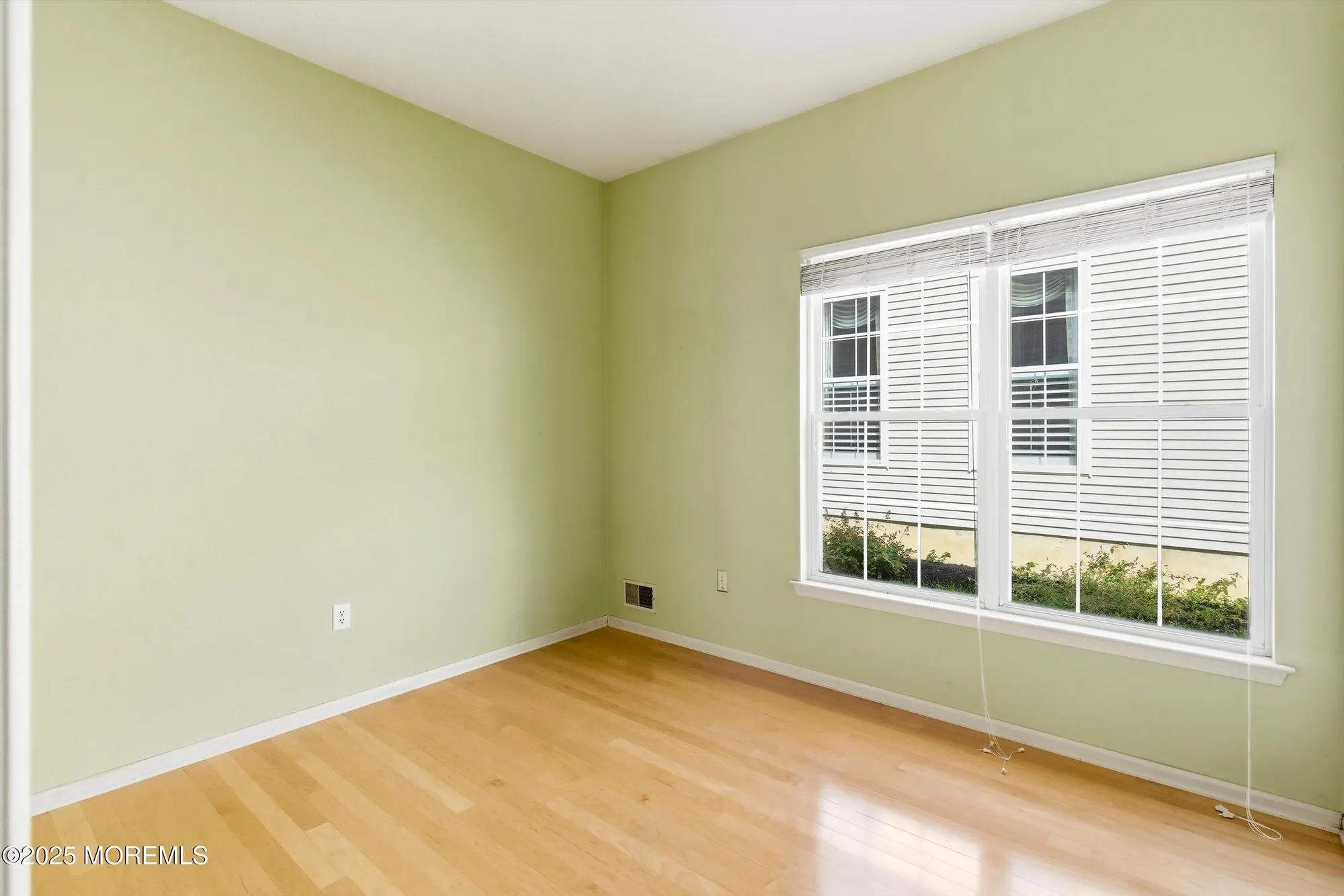 Property Slideshow image 20 of 60 | 16 greenways ln, Lakewood, NJ, 08701