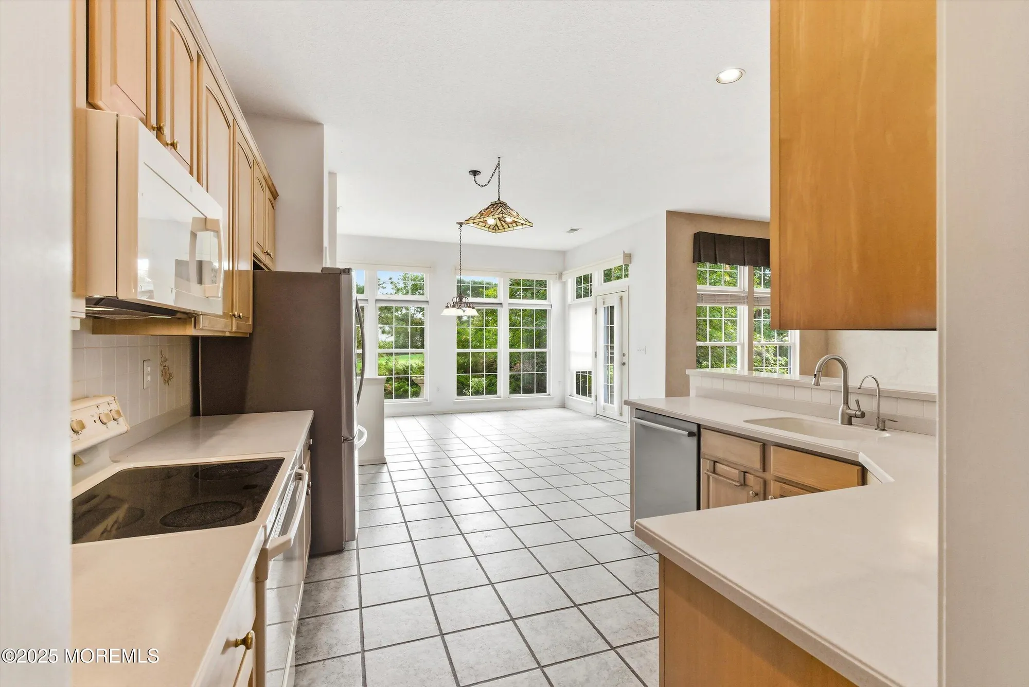 Property Slideshow image 11 of 60 | 16 greenways ln, Lakewood, NJ, 08701