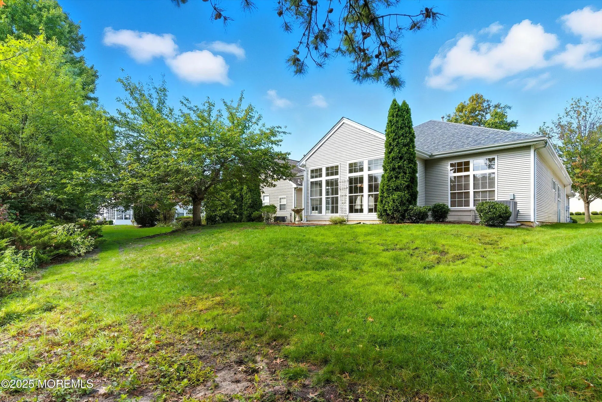 Property Slideshow image 29 of 60 | 16 greenways ln, Lakewood, NJ, 08701