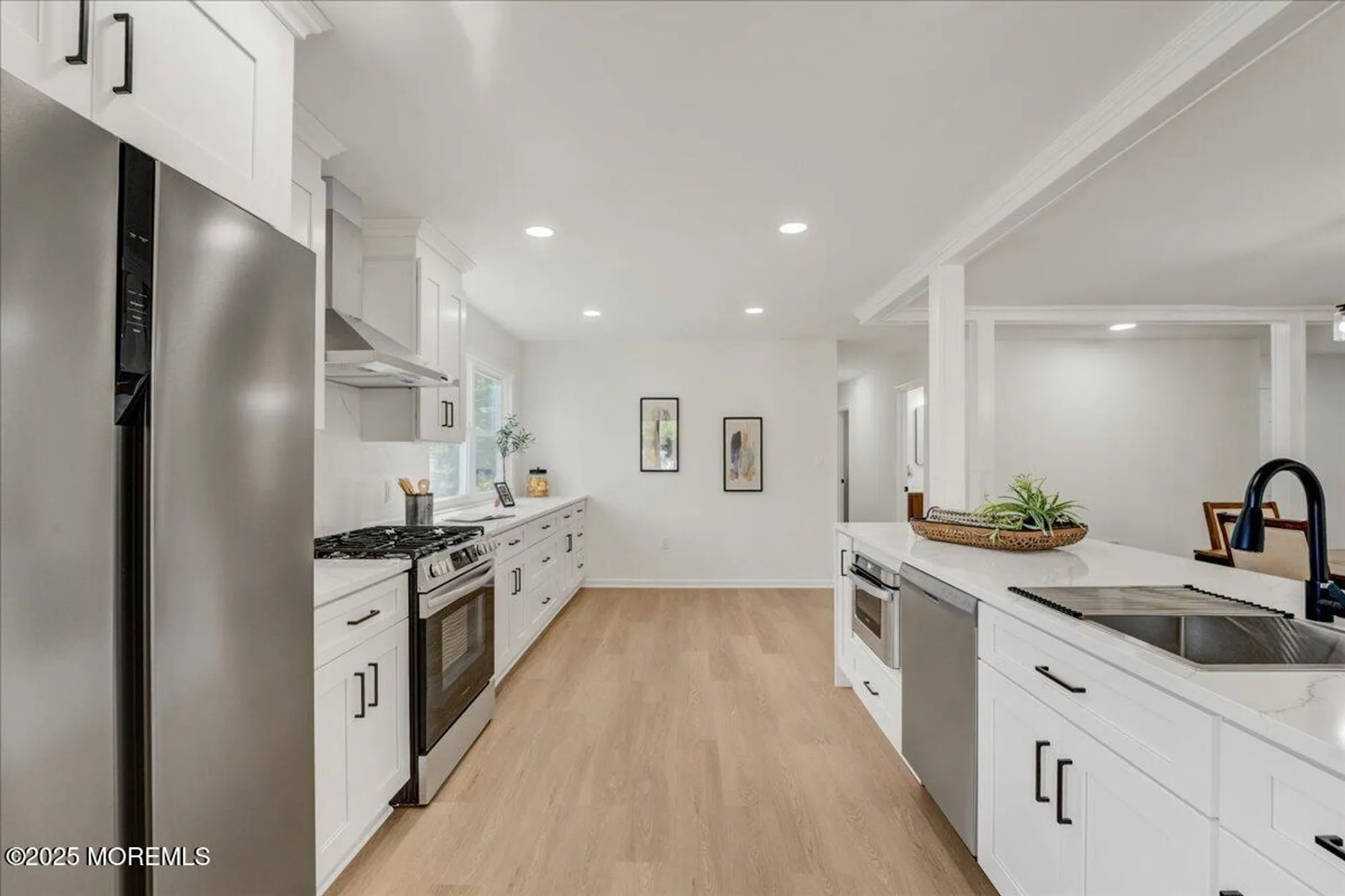 Property Slideshow image 13 of 30 | 26 lansdale dr, Marlboro, NJ, 07746