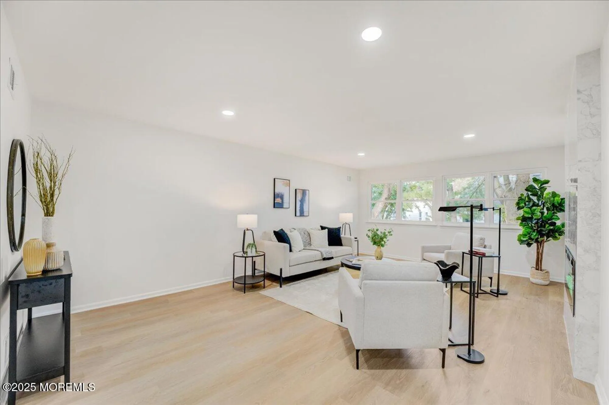 Property Slideshow image 4 of 30 | 26 lansdale dr, Marlboro, NJ, 07746