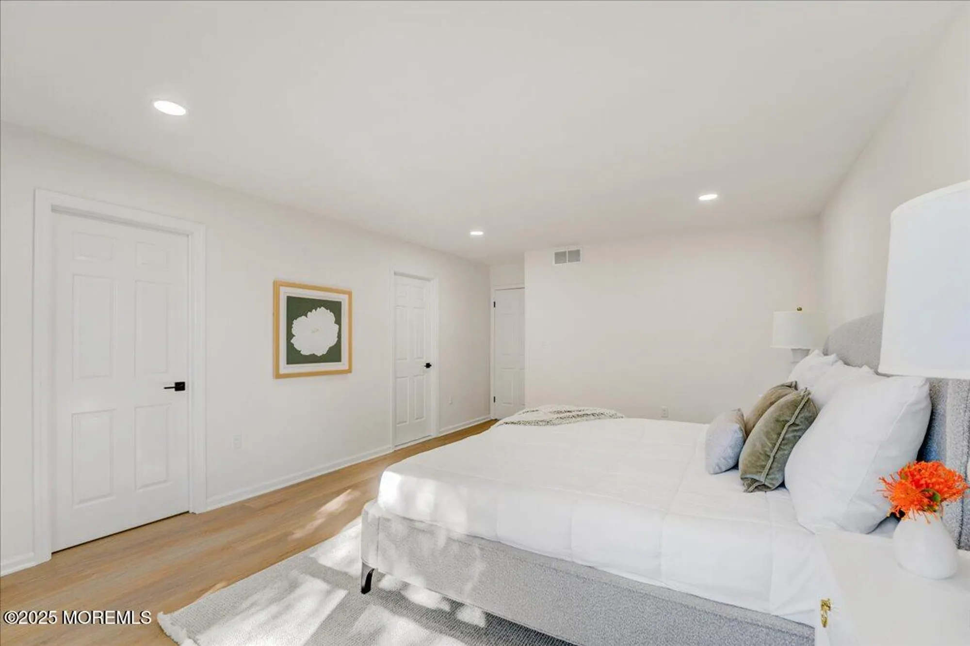 Property Slideshow image 20 of 30 | 26 lansdale dr, Marlboro, NJ, 07746