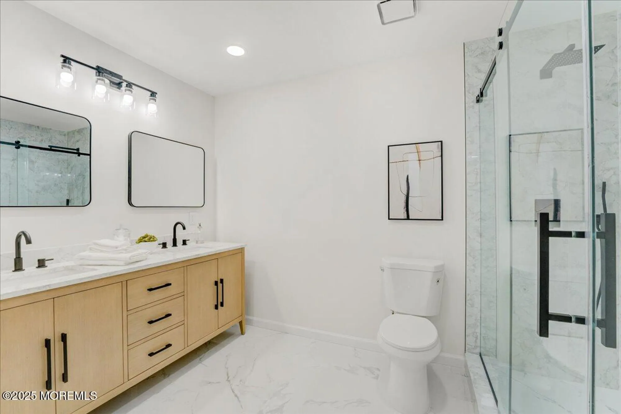 Property Slideshow image 22 of 30 | 26 lansdale dr, Marlboro, NJ, 07746