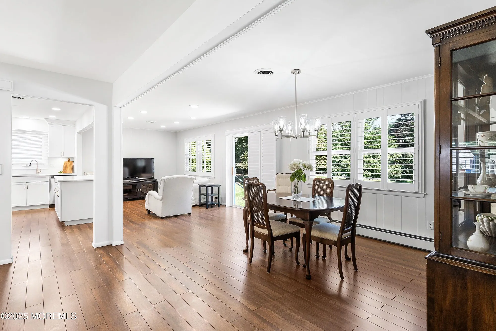 Property Slideshow image 11 of 38 | 16 manassas dr, Toms River, NJ, 08757