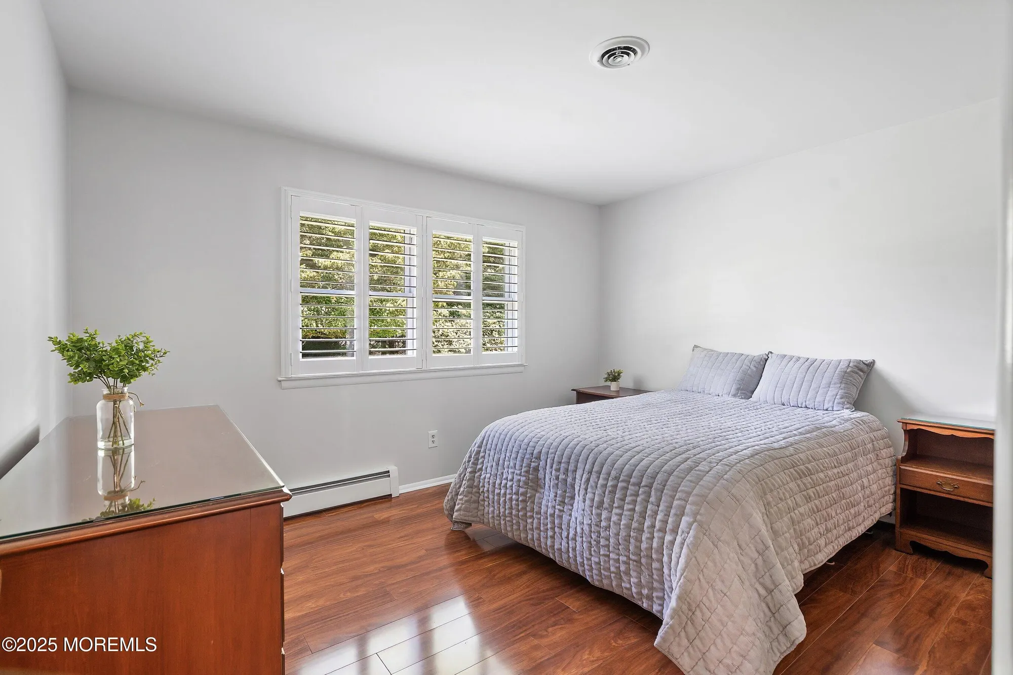 Property Slideshow image 23 of 38 | 16 manassas dr, Toms River, NJ, 08757