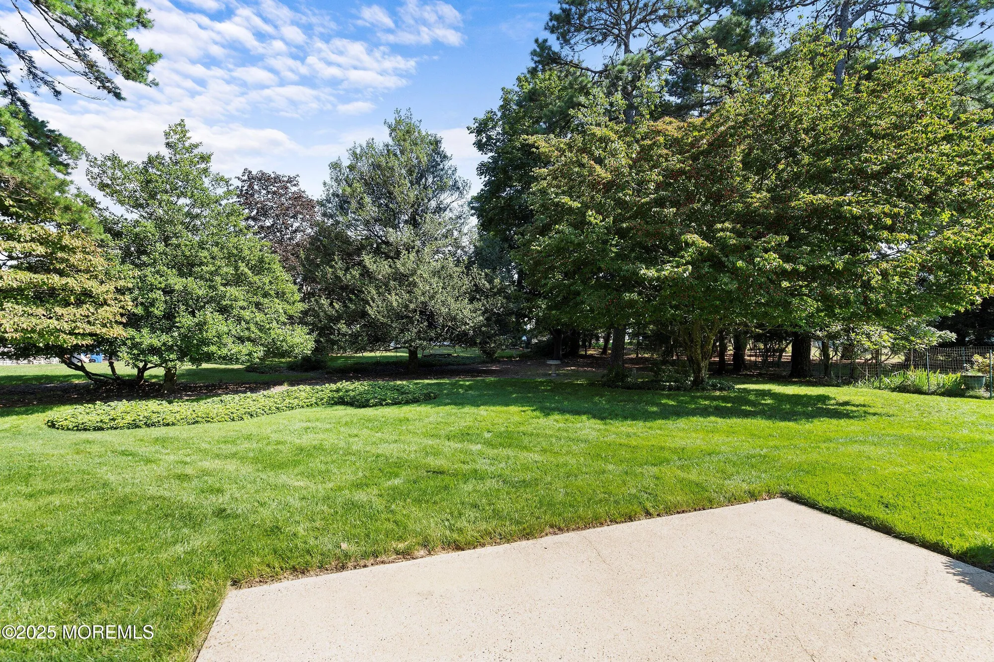 Property Slideshow image 29 of 38 | 16 manassas dr, Toms River, NJ, 08757