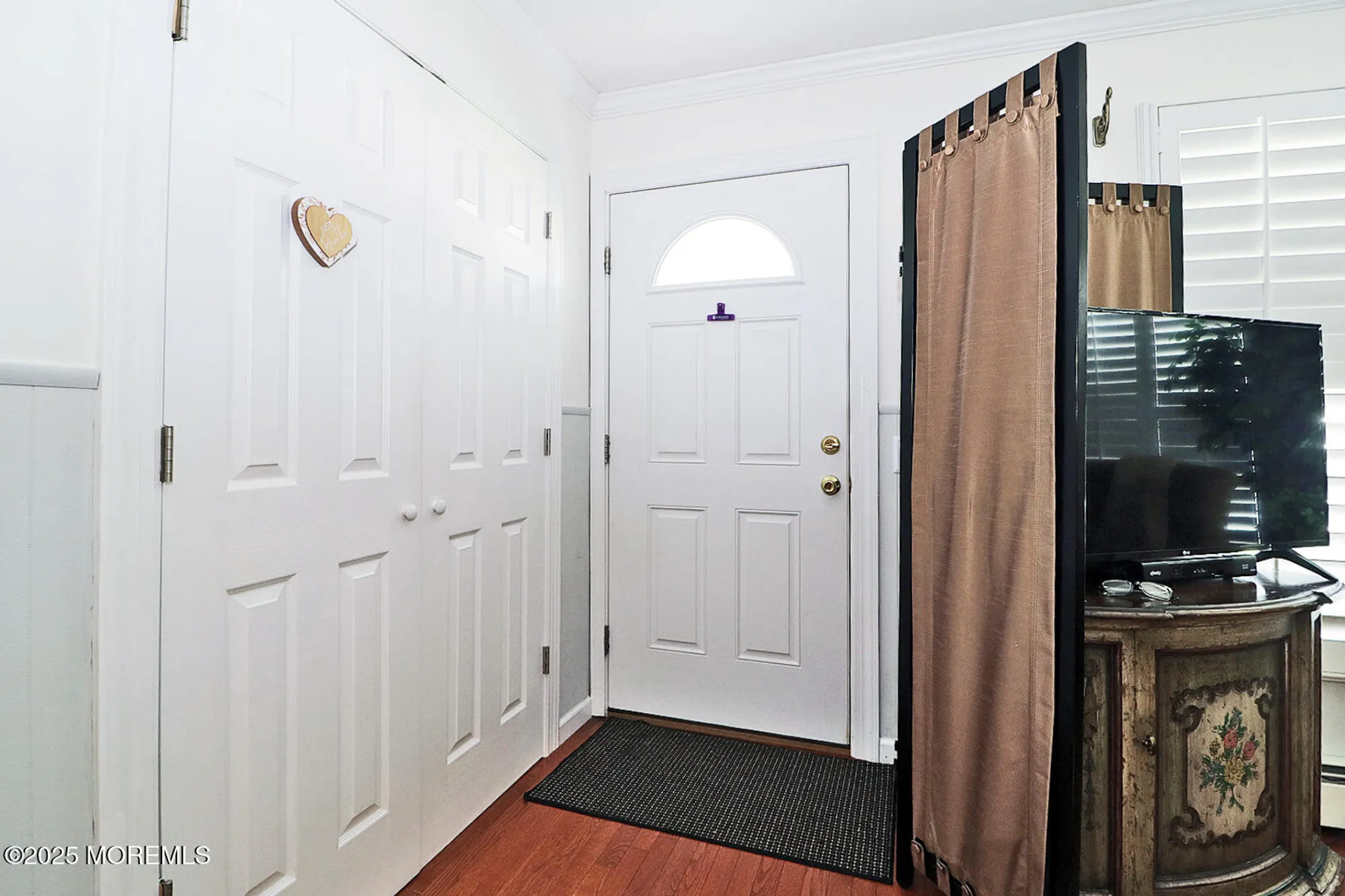 Property Slideshow image 13 of 33 | 73 chesterfield ln, Toms River, NJ, 08757