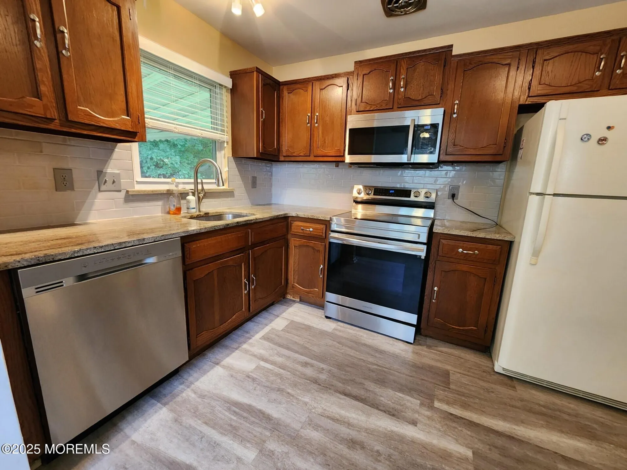 Property Slideshow image 8 of 18 | 16 hudson pkwy, Whiting, NJ, 08759