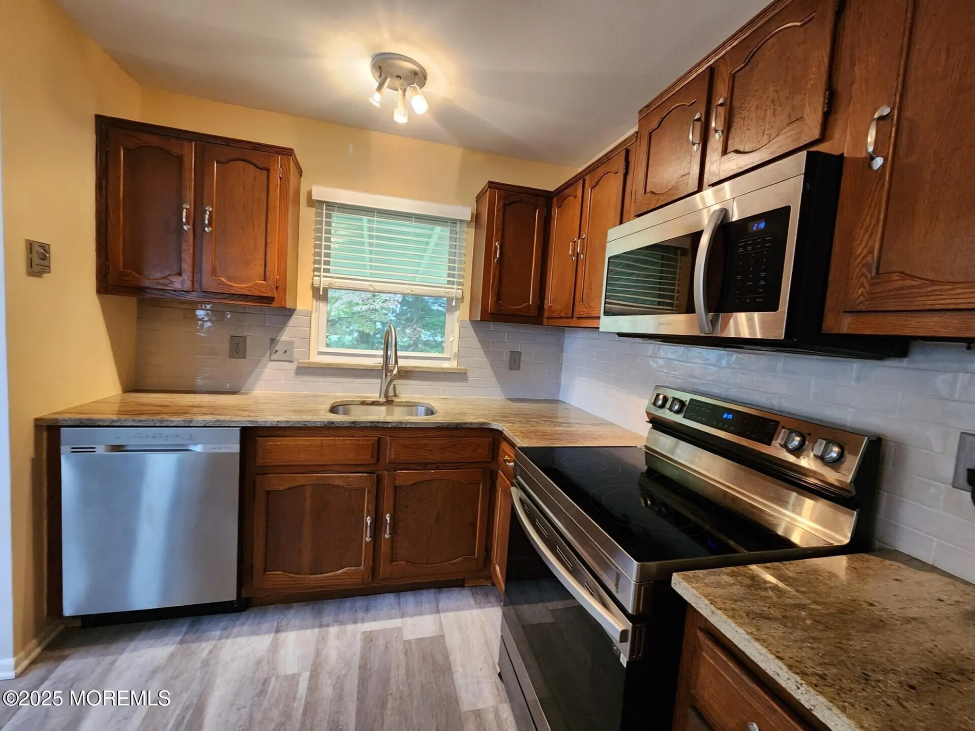 Property Slideshow image 9 of 18 | 16 hudson pkwy, Whiting, NJ, 08759