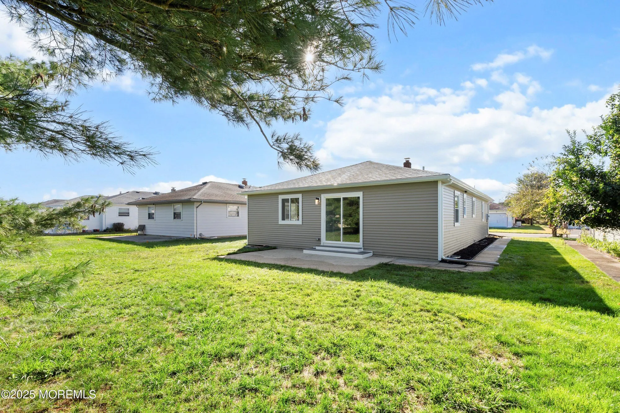 Property Slideshow image 23 of 51 | 19 port royal dr, Toms River, NJ, 08757