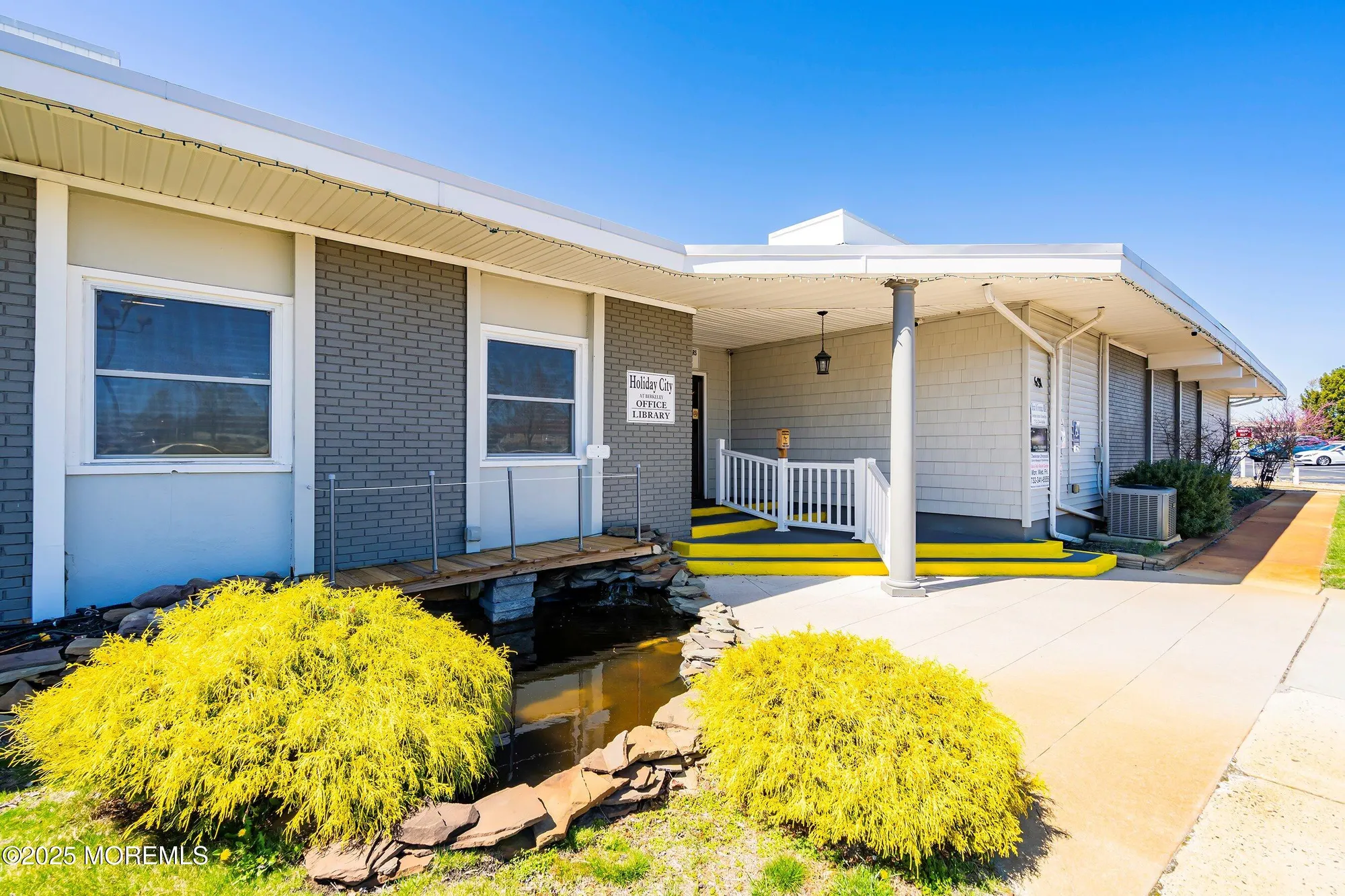 Property Slideshow image 29 of 51 | 19 port royal dr, Toms River, NJ, 08757