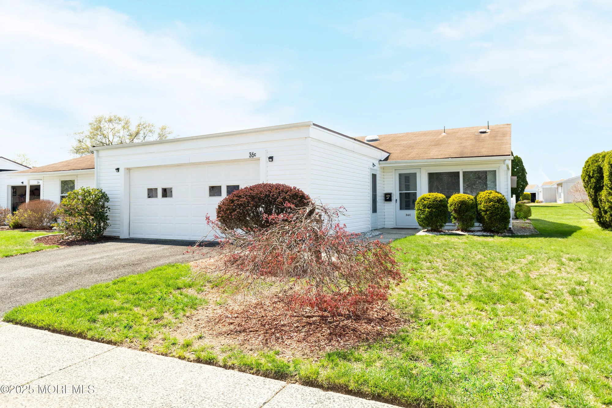 Property Slideshow image 2 of 20 | 36c haddon rd, Monroe, NJ, 08831