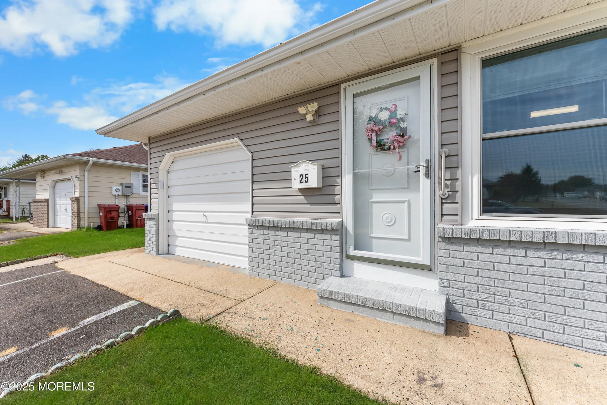 Property Slideshow image 6 of 27 | 25 saint martin pl, Toms River, NJ, 08757