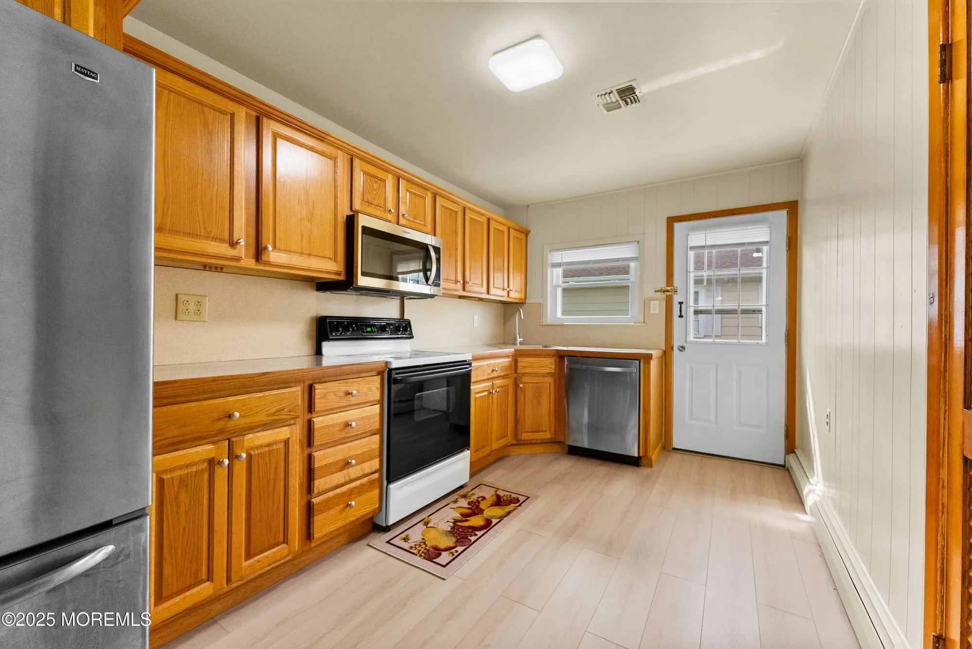 Property Slideshow image 13 of 27 | 25 saint martin pl, Toms River, NJ, 08757
