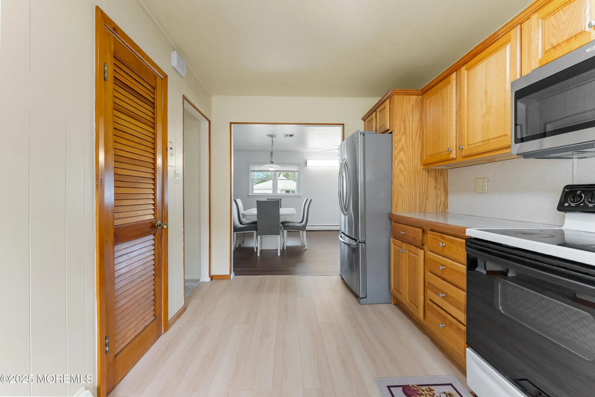 Property Slideshow image 20 of 27 | 25 saint martin pl, Toms River, NJ, 08757