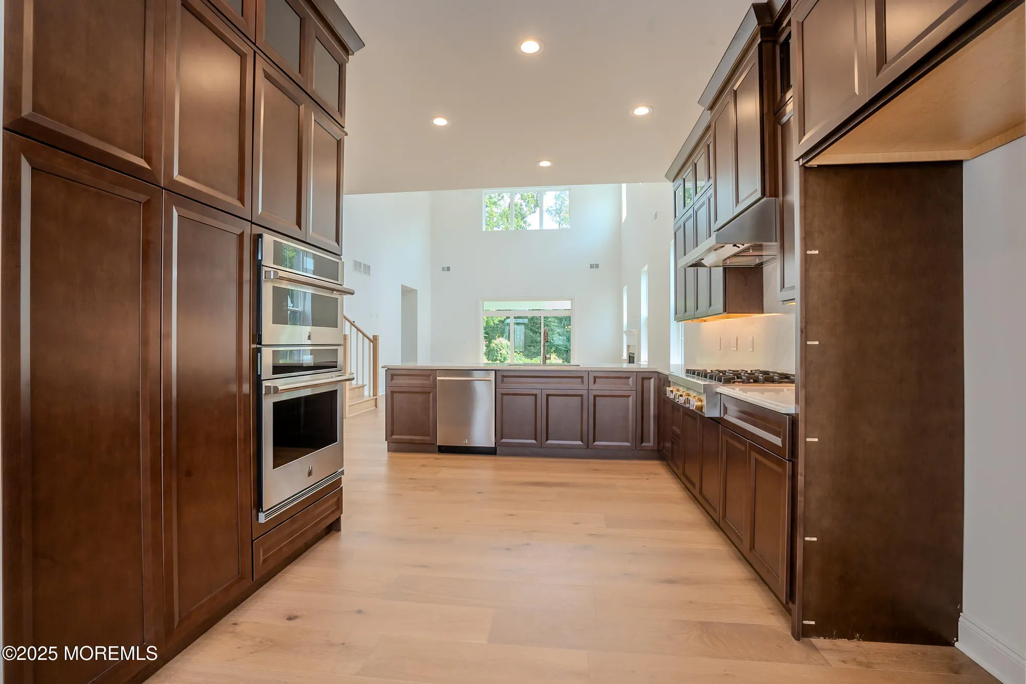 Property Slideshow image 11 of 38 | 15 ashlynn ct, Manalapan, NJ, 07726