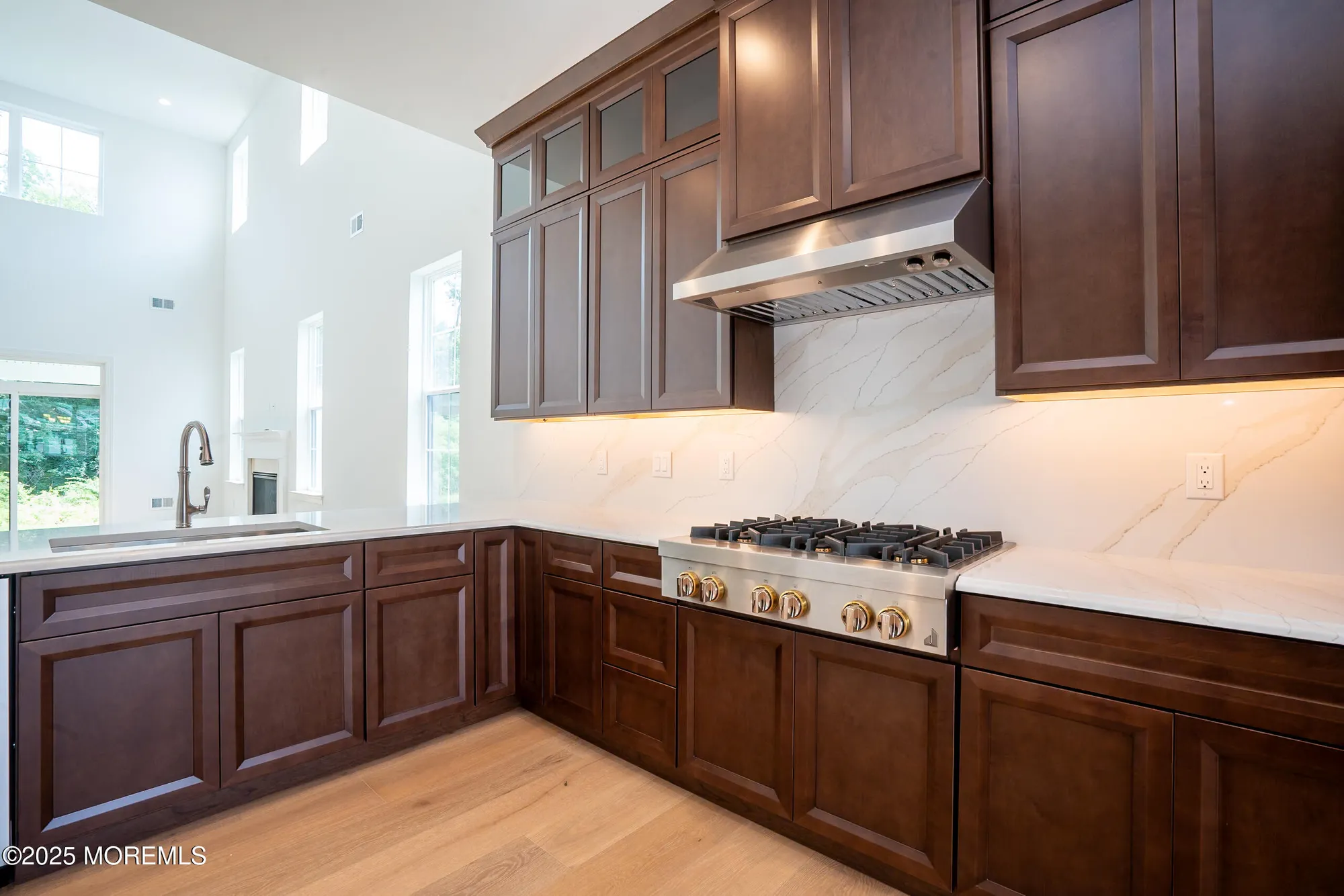 Property Slideshow image 13 of 38 | 15 ashlynn ct, Manalapan, NJ, 07726