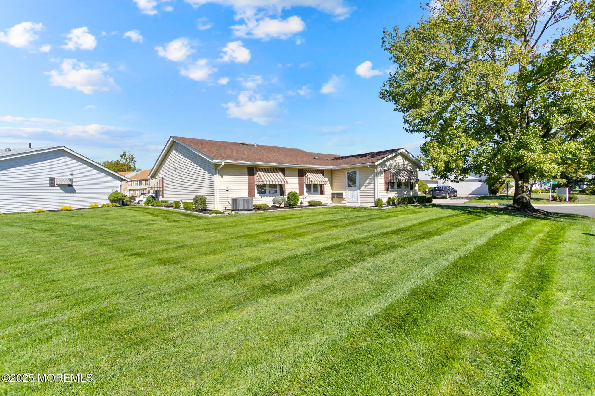 Property Slideshow image 24 of 26 | 349a jutland dr # 349a, Monroe, NJ, 08831