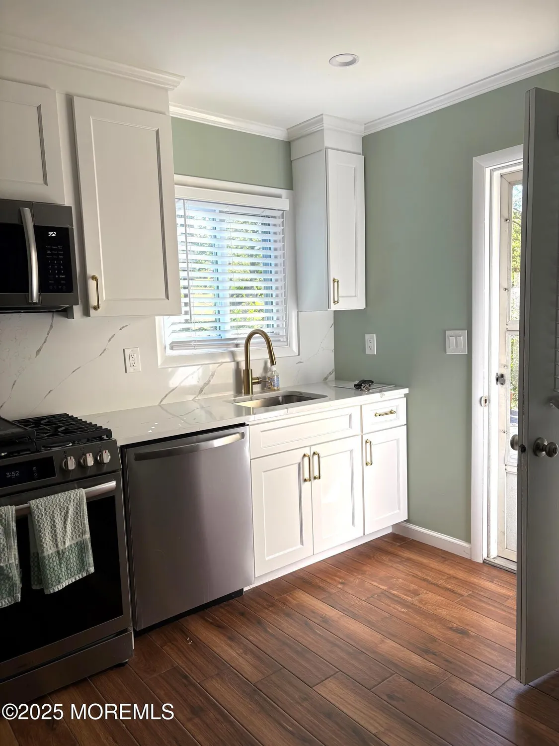 Property Slideshow image 1 of 21 | 60a pheasant st, Manchester, NJ, 08759