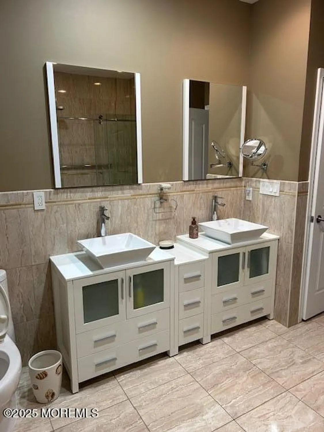 Property Slideshow image 10 of 18 | 35 timber hill dr, Monroe, NJ, 08831