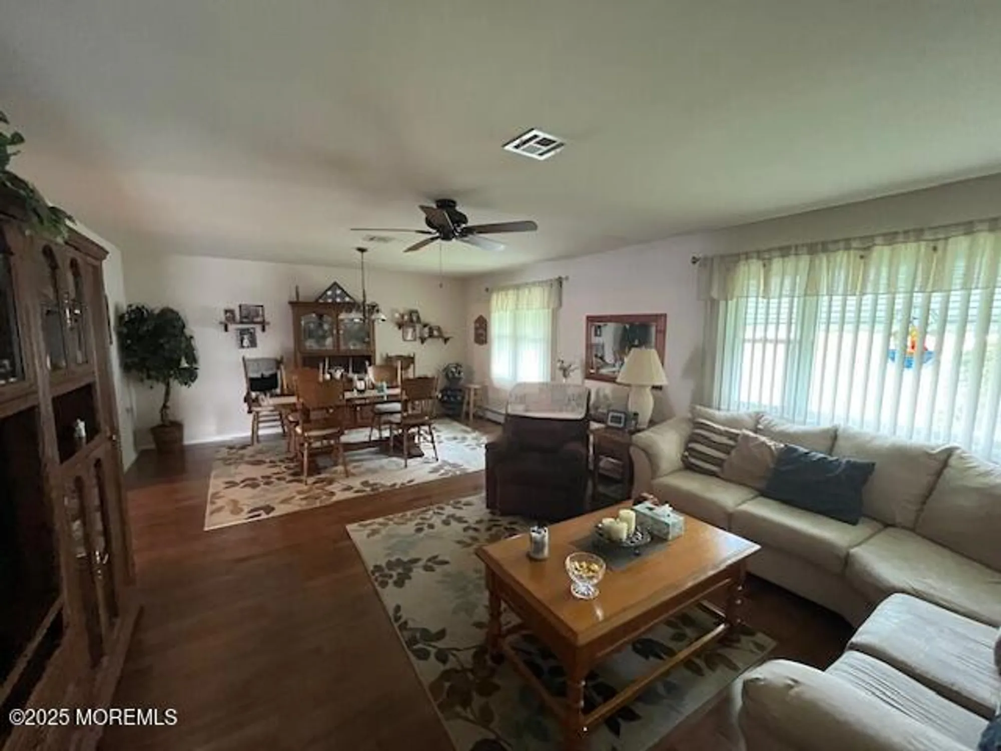 Property Slideshow image 12 of 25 | 39 innsbruck dr, Toms River, NJ, 08757