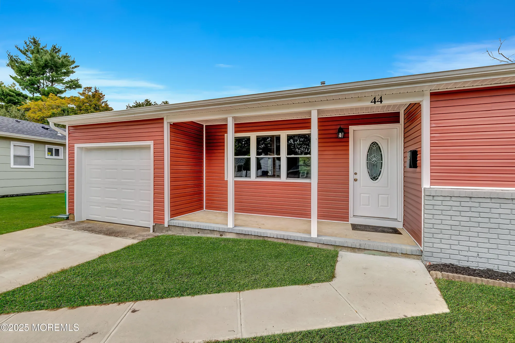 Property Slideshow image 5 of 29 | 44 chancellor ct, Toms River, NJ, 08757