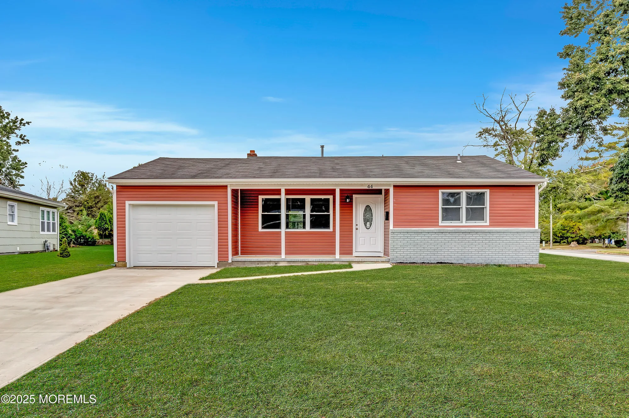 Property Slideshow image 4 of 29 | 44 chancellor ct, Toms River, NJ, 08757