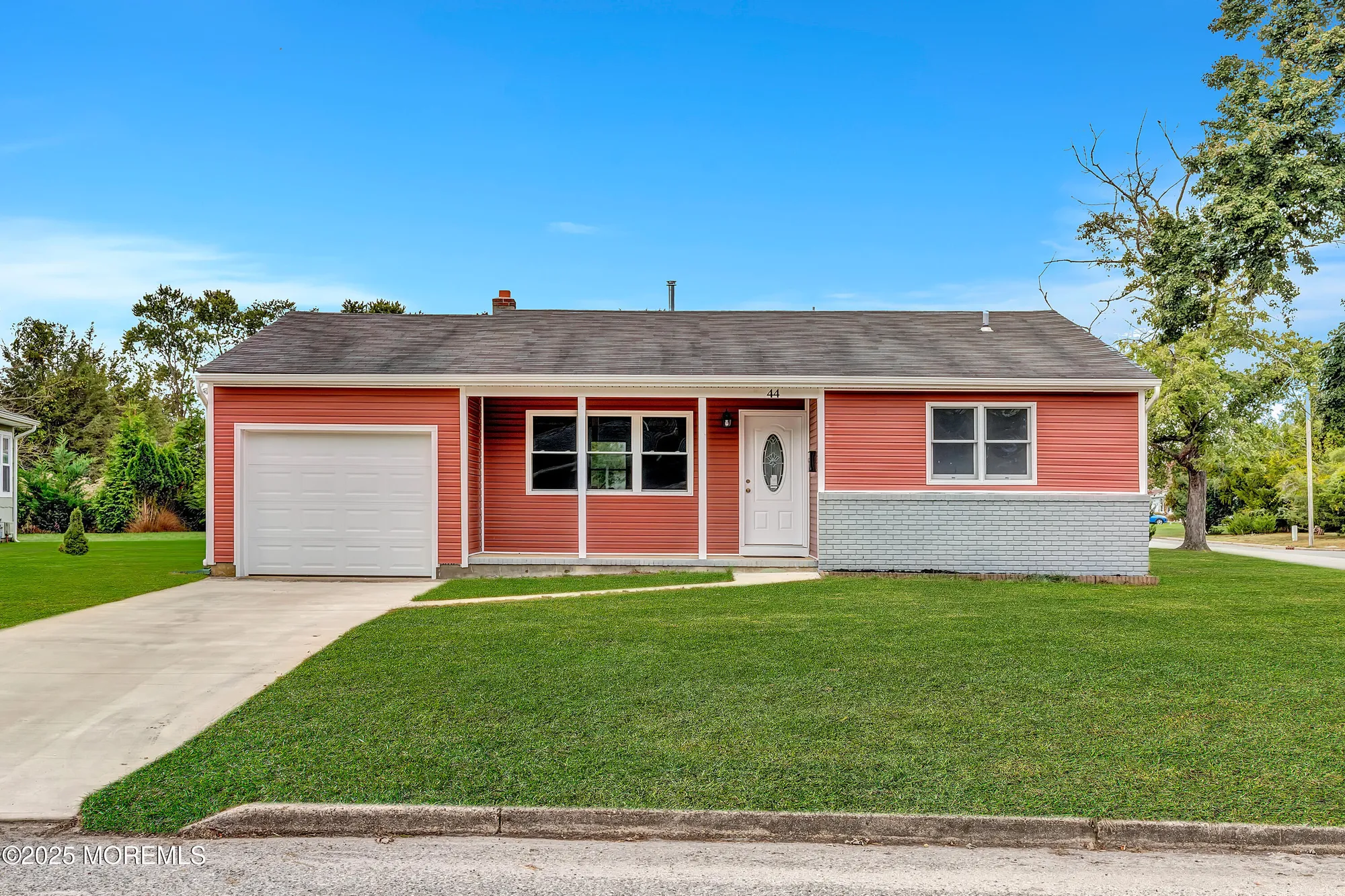 Property Slideshow image 2 of 29 | 44 chancellor ct, Toms River, NJ, 08757