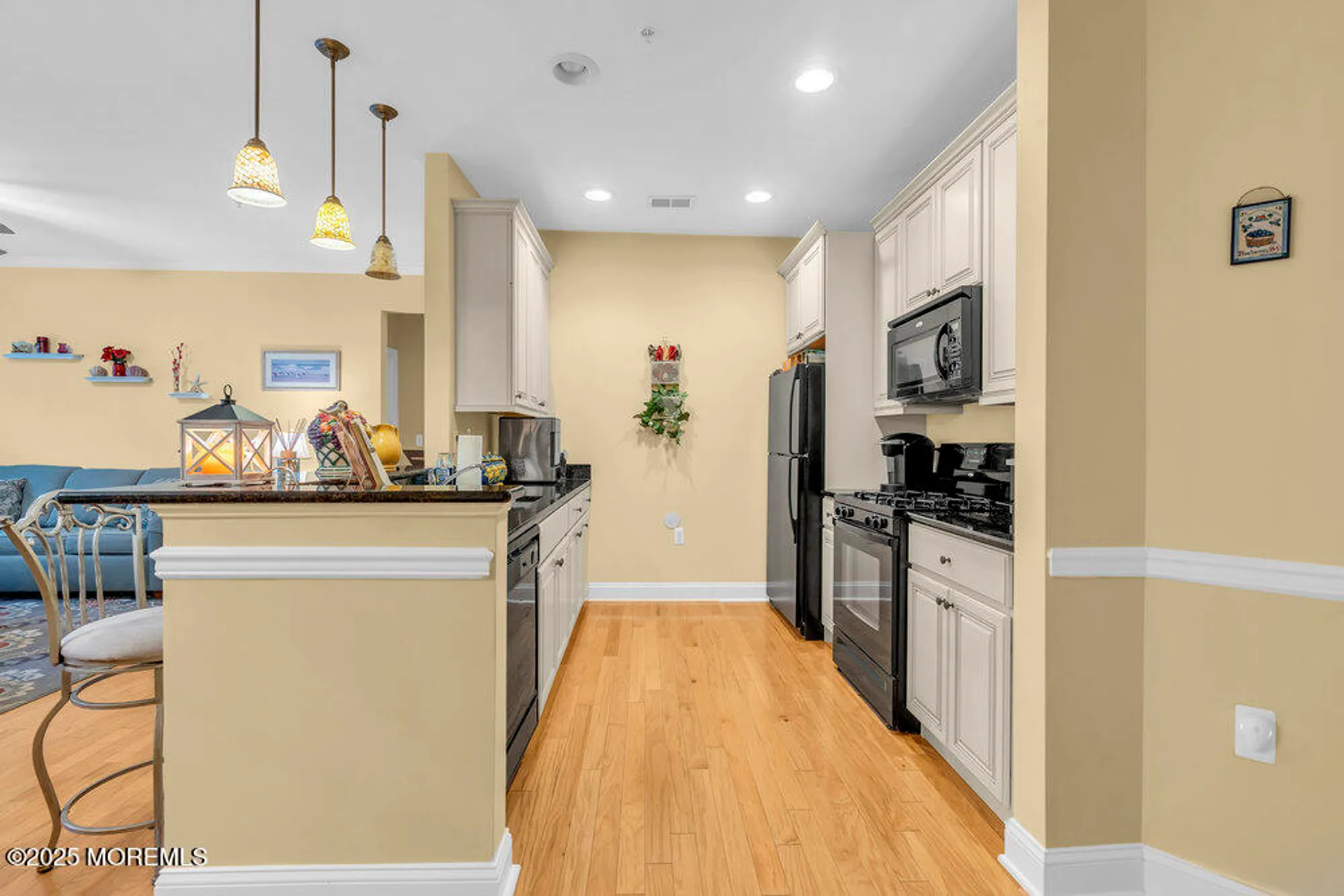 Property Slideshow image 3 of 10 | 512 sophee ln, Lakewood, NJ, 08701