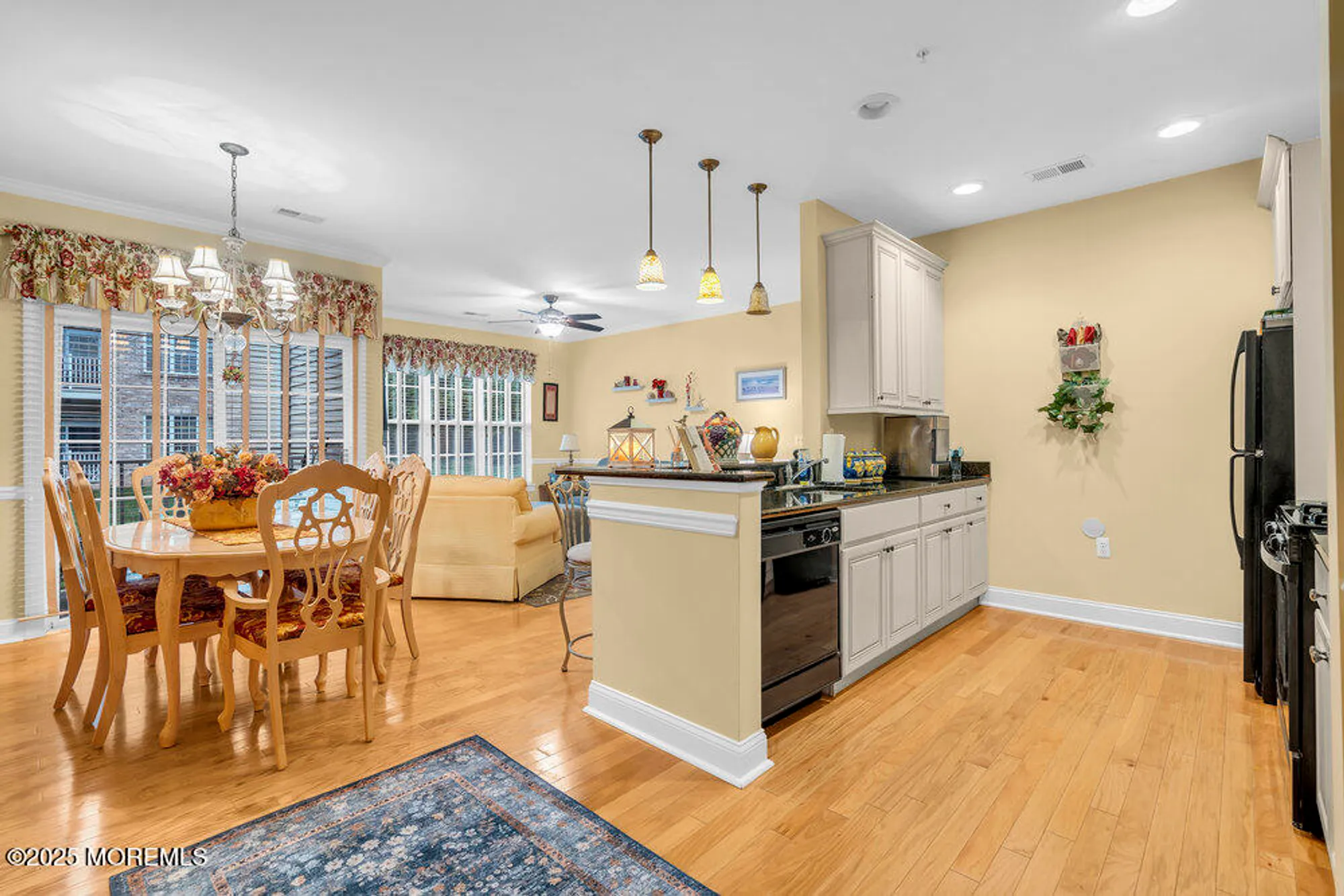 Property Slideshow image 2 of 10 | 512 sophee ln, Lakewood, NJ, 08701
