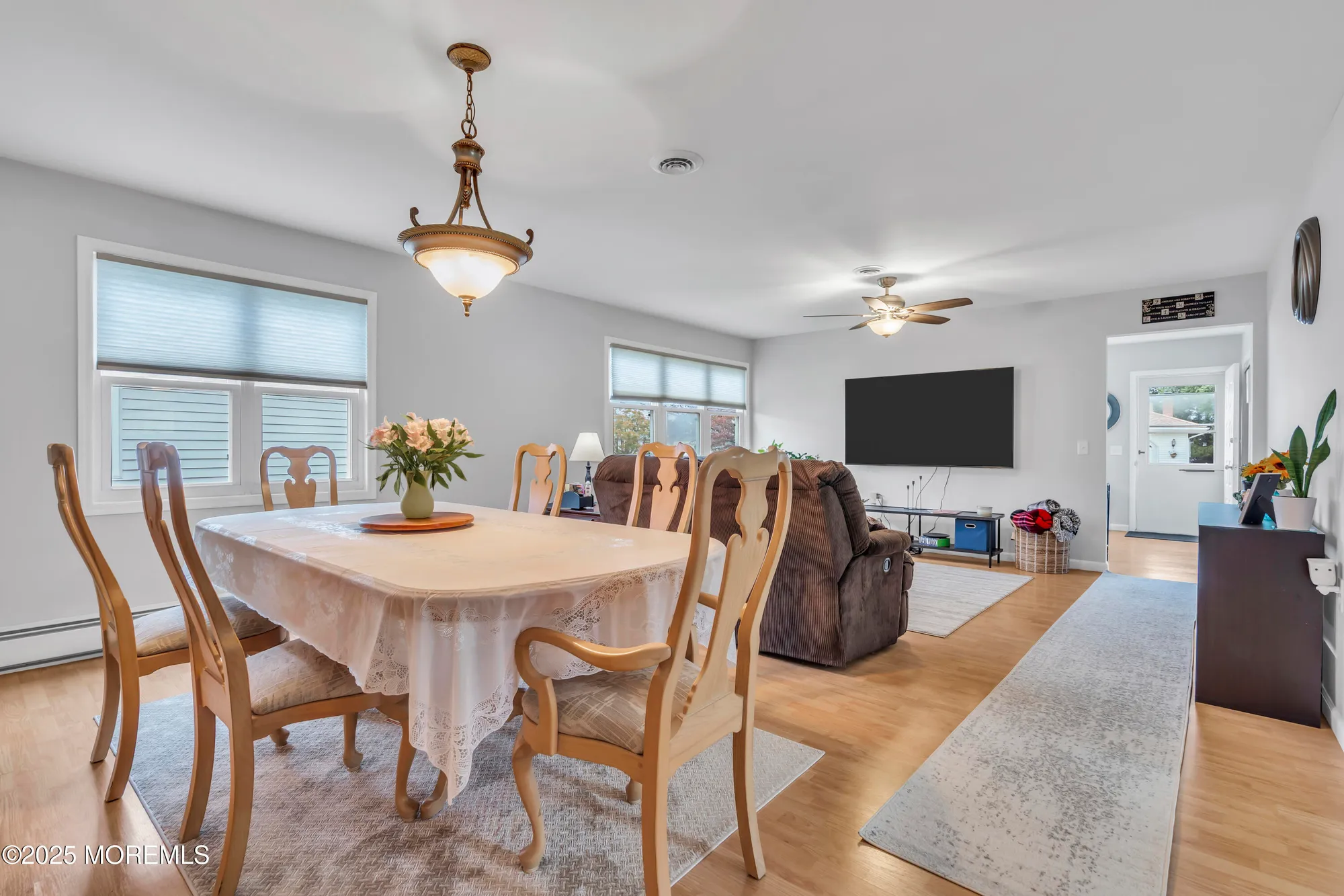 Property Slideshow image 8 of 25 | 9 morongo ct, Toms River, NJ, 08757